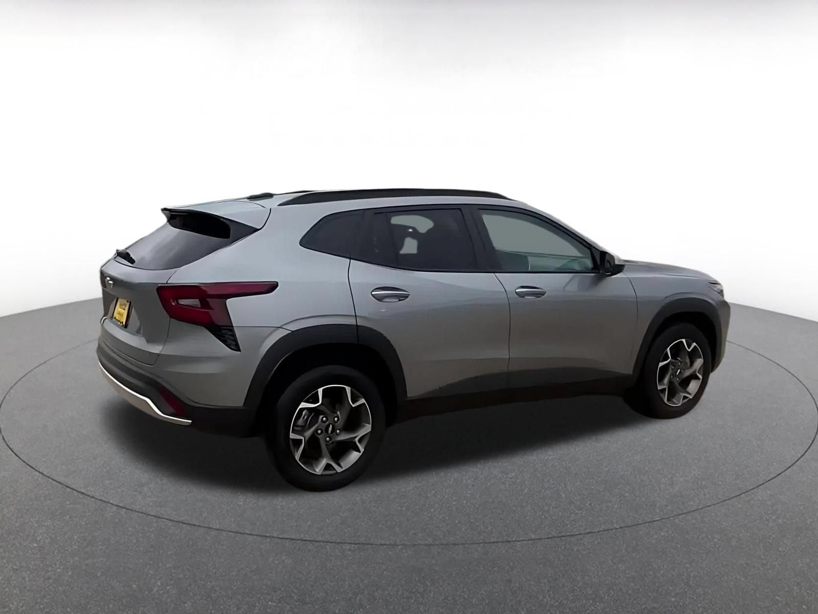 Thumbnail: 2025 Chevrolet Trax - 12