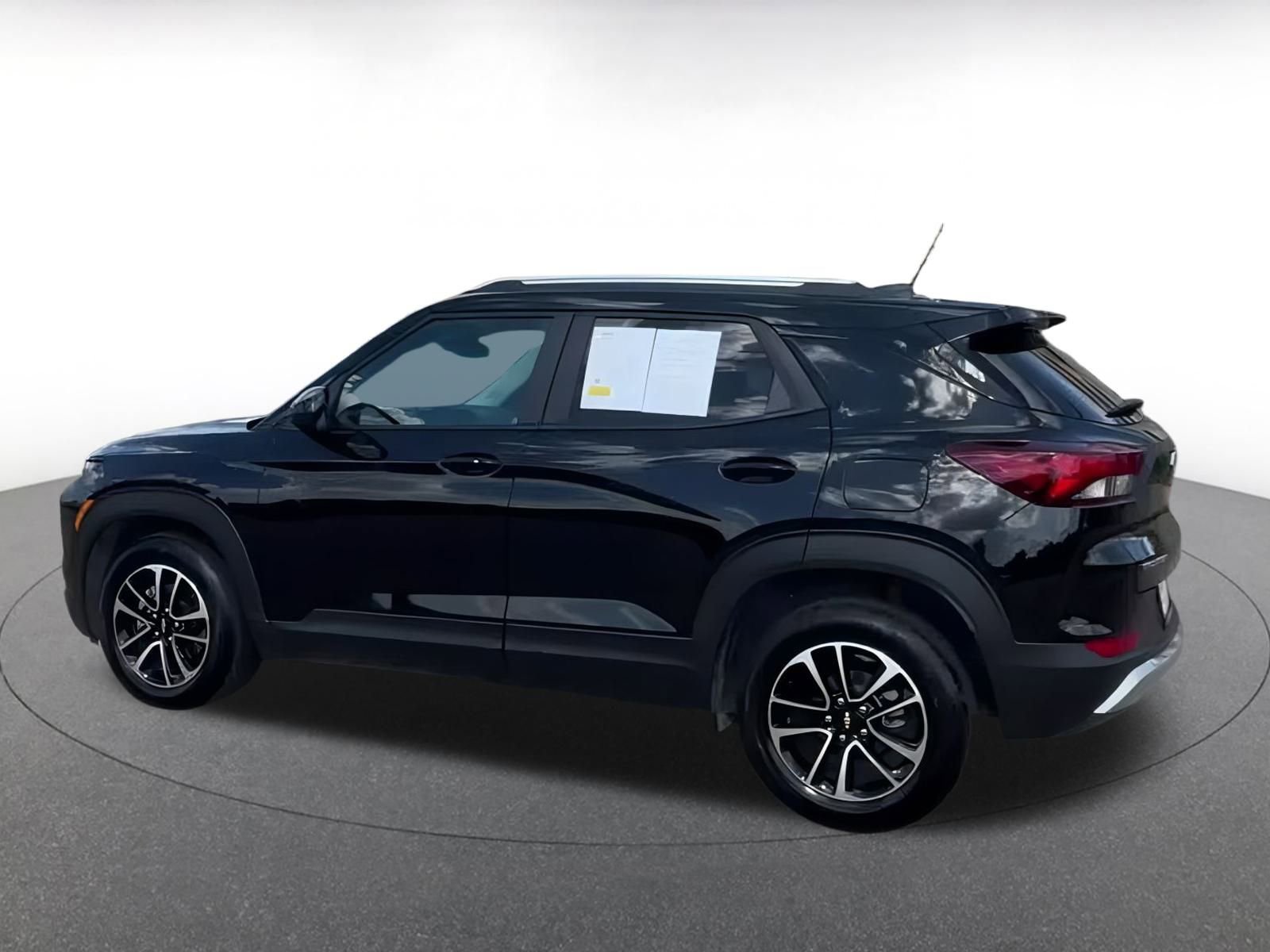 Thumbnail: 2025 Chevrolet TrailBlazer - 10