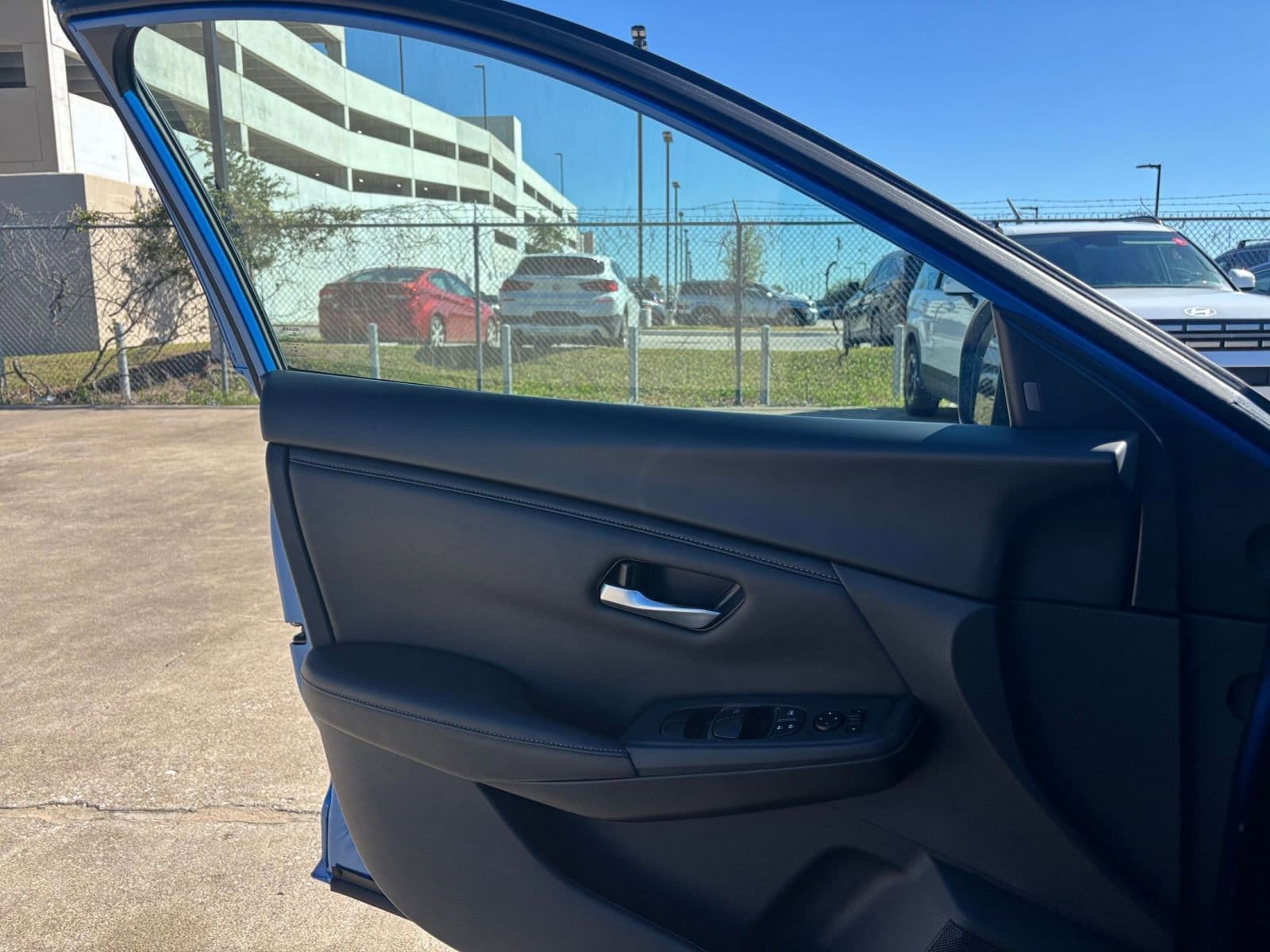 Thumbnail: 2025 Nissan Sentra - 20