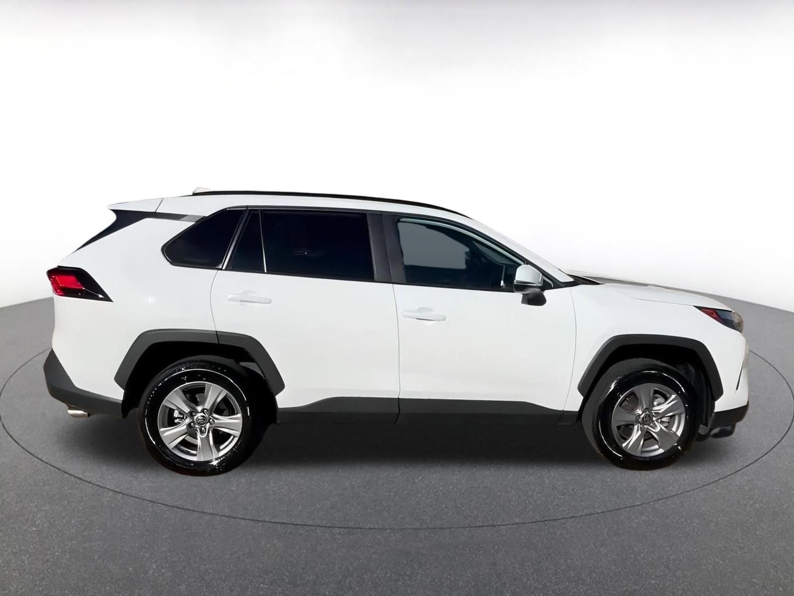 Thumbnail: 2025 Toyota RAV4 - 16