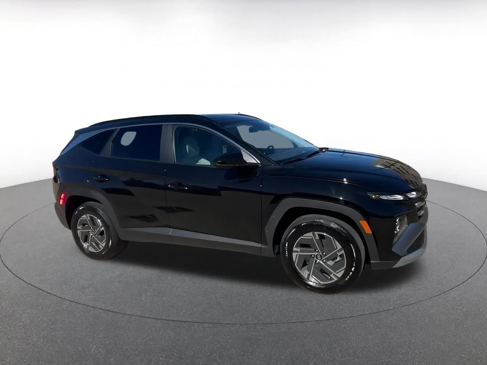 Thumbnail: 2025 Hyundai Tucson - 2