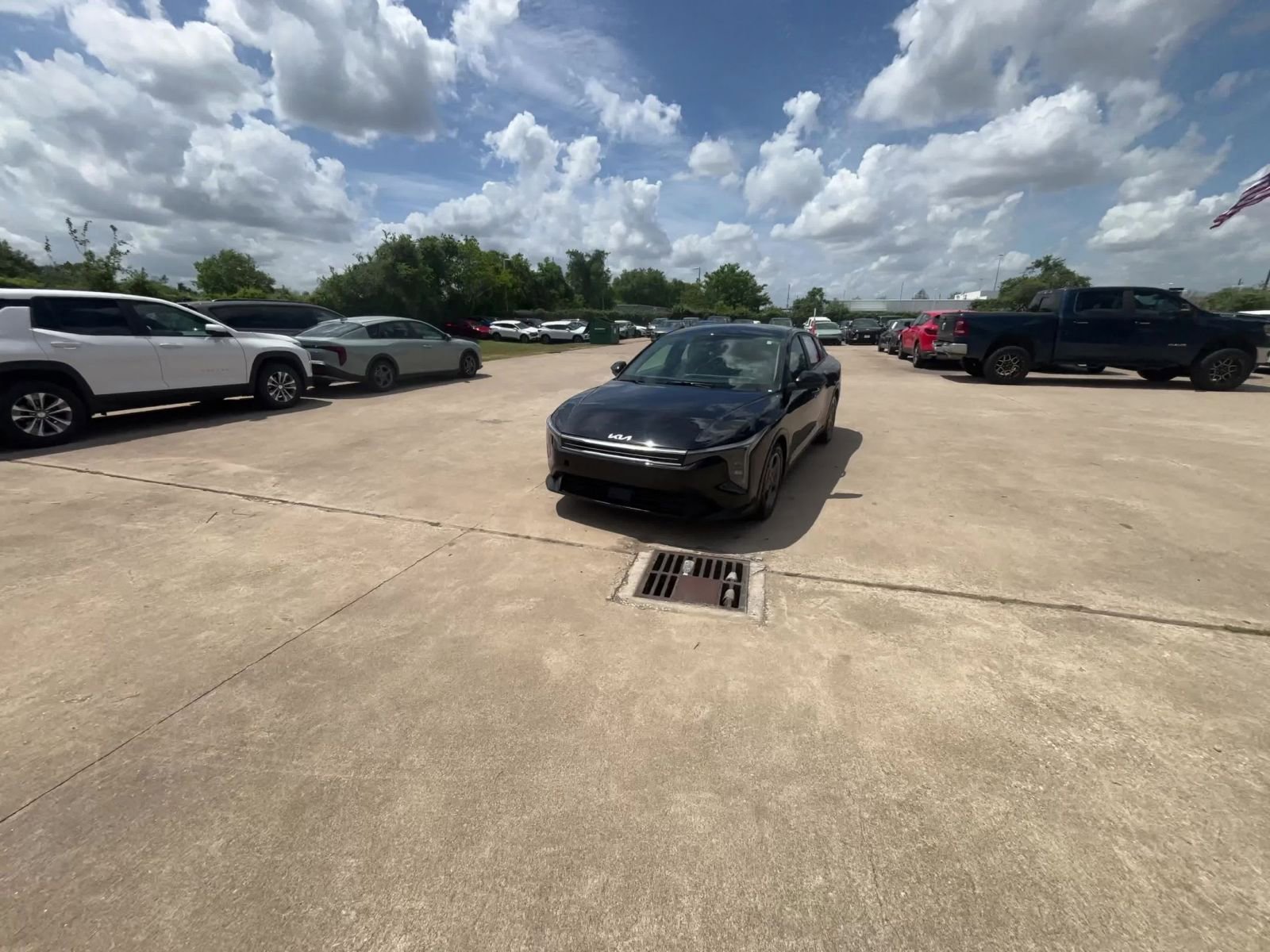 Thumbnail: 2025 Kia K4 - 16