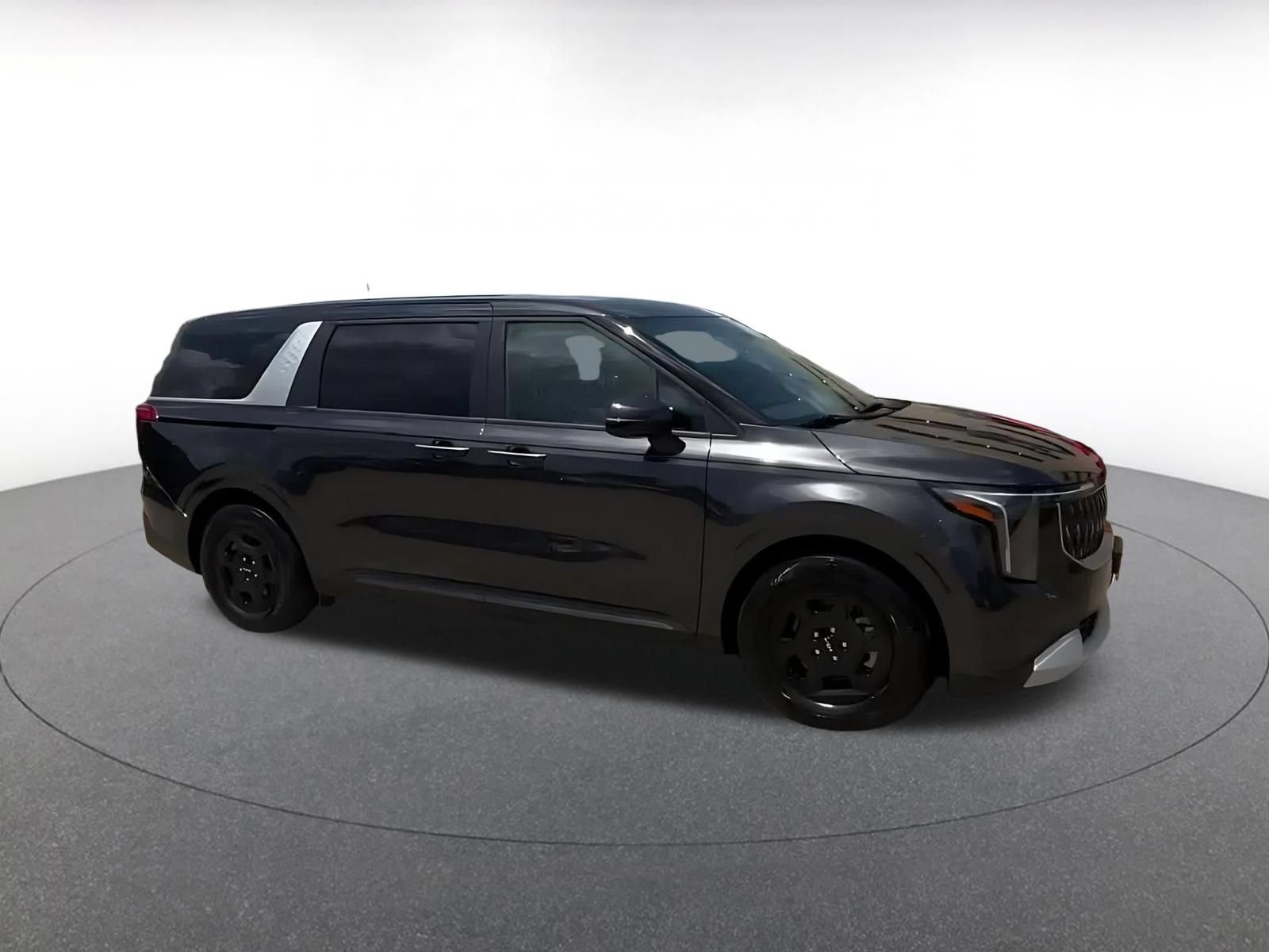 Thumbnail: 2026 Kia Carnival - 2