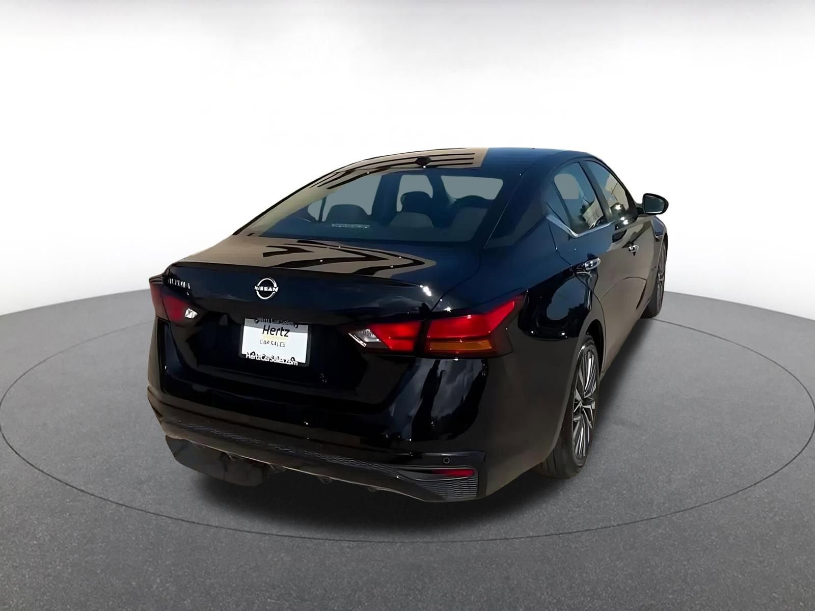 Thumbnail: 2025 Nissan Altima - 15
