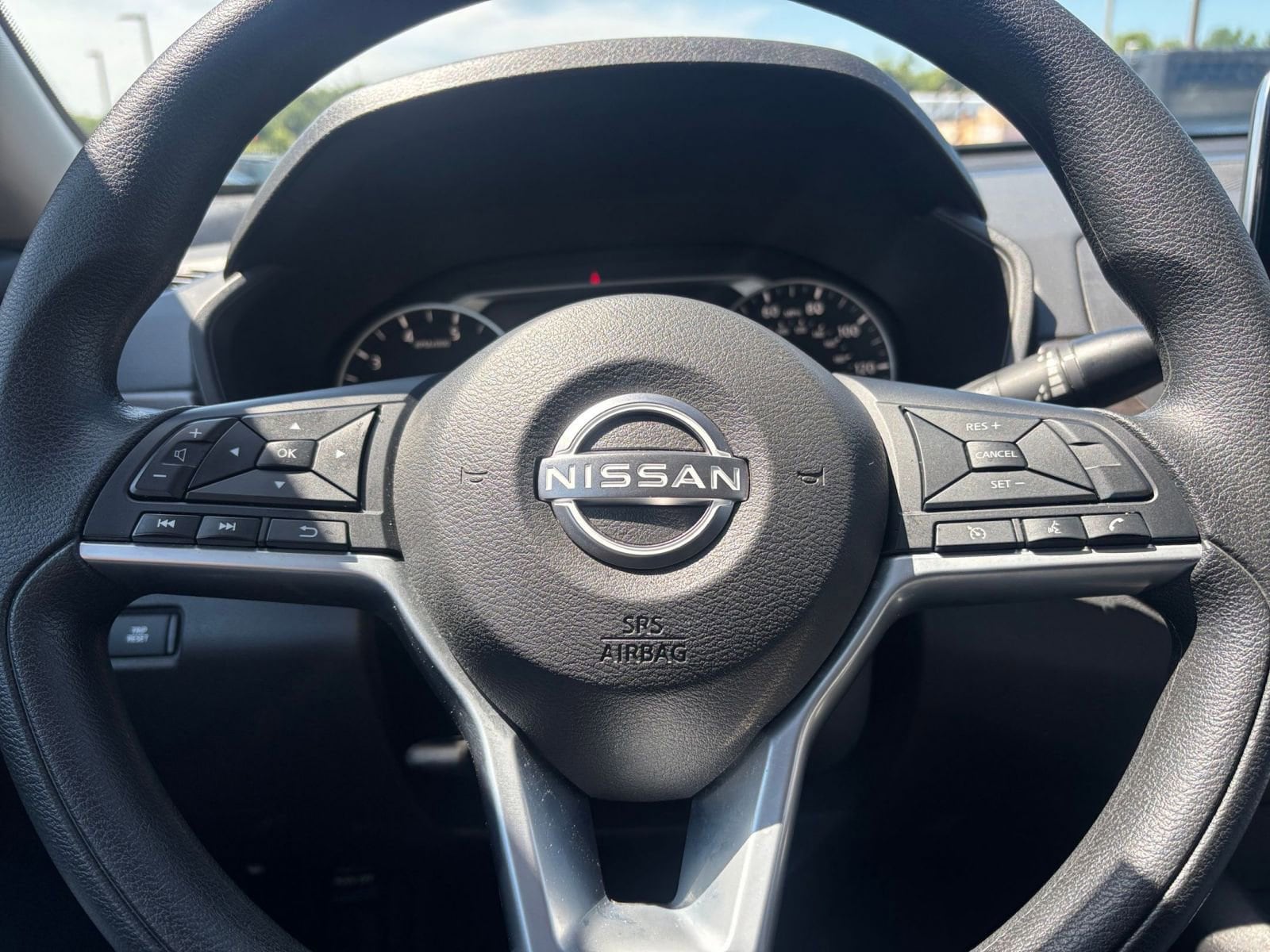 Thumbnail: 2025 Nissan Altima - 28
