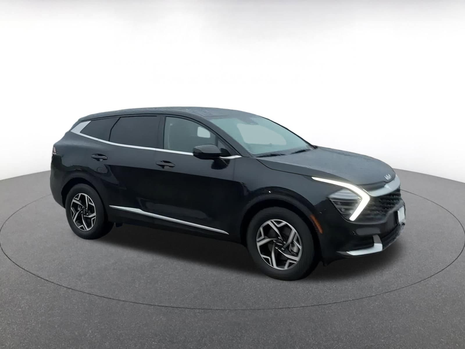 2024 Kia Sportage LX 2