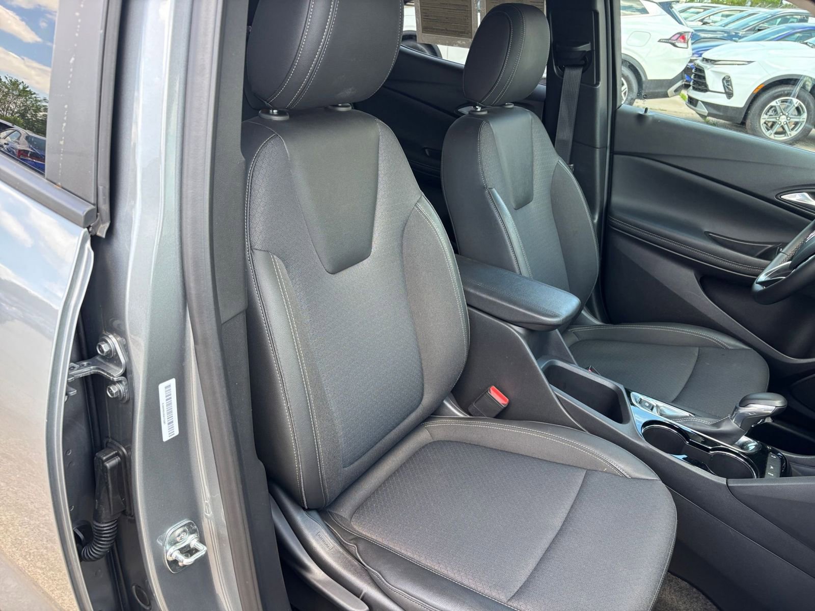 Thumbnail: 2025 Buick Encore GX - 35