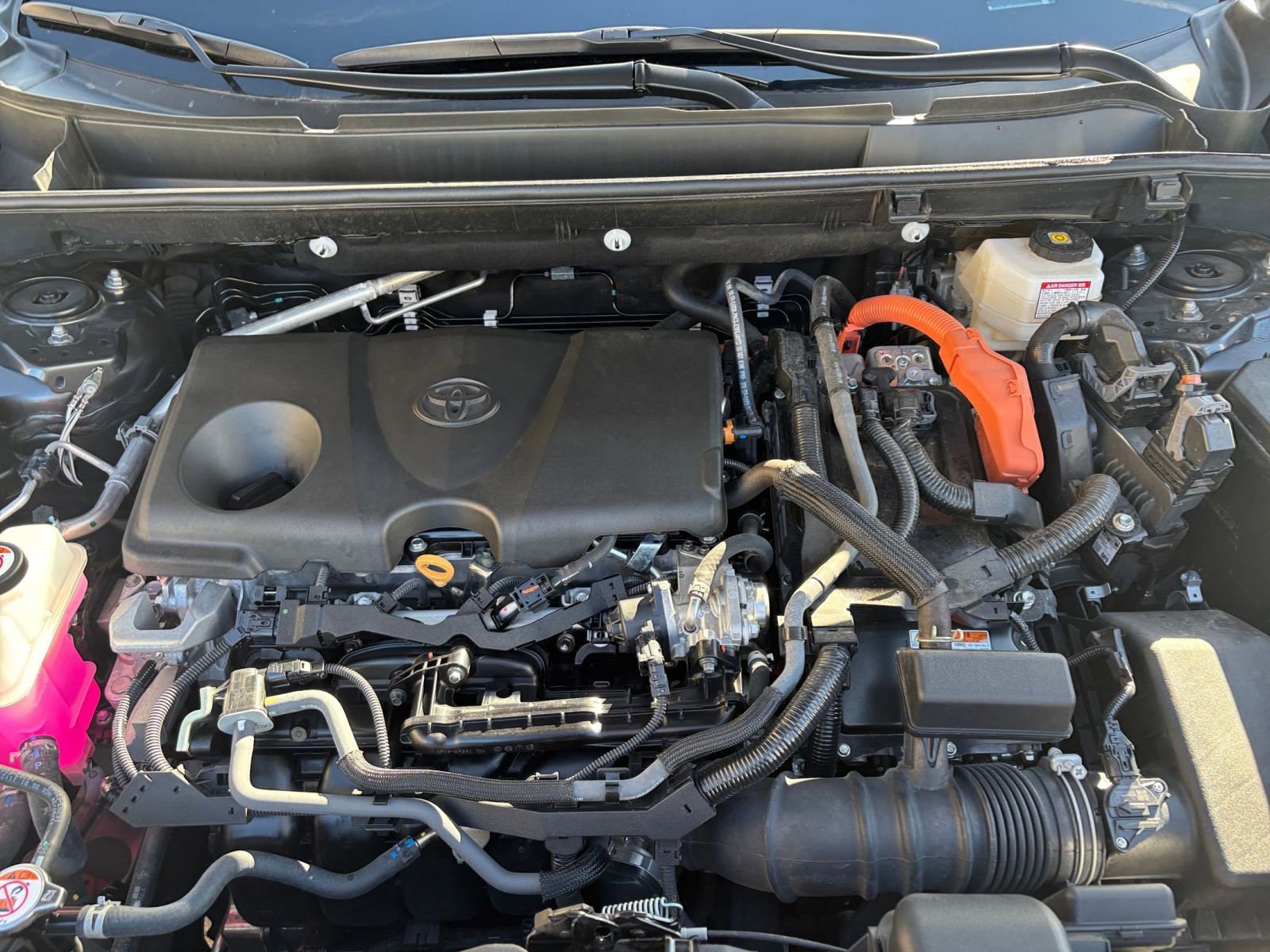 Thumbnail: 2025 Toyota RAV4 - 31