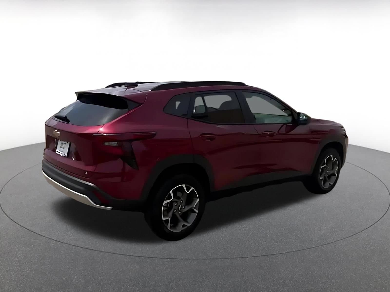 Thumbnail: 2025 Chevrolet Trax - 11