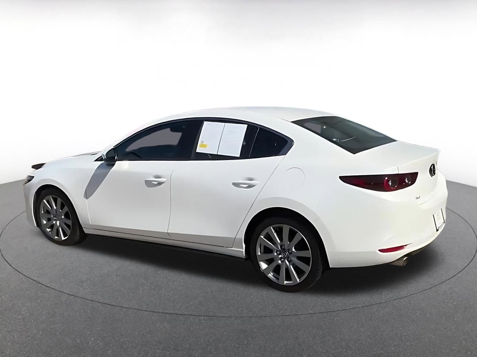 Thumbnail: 2023 Mazda Mazda3 - 10