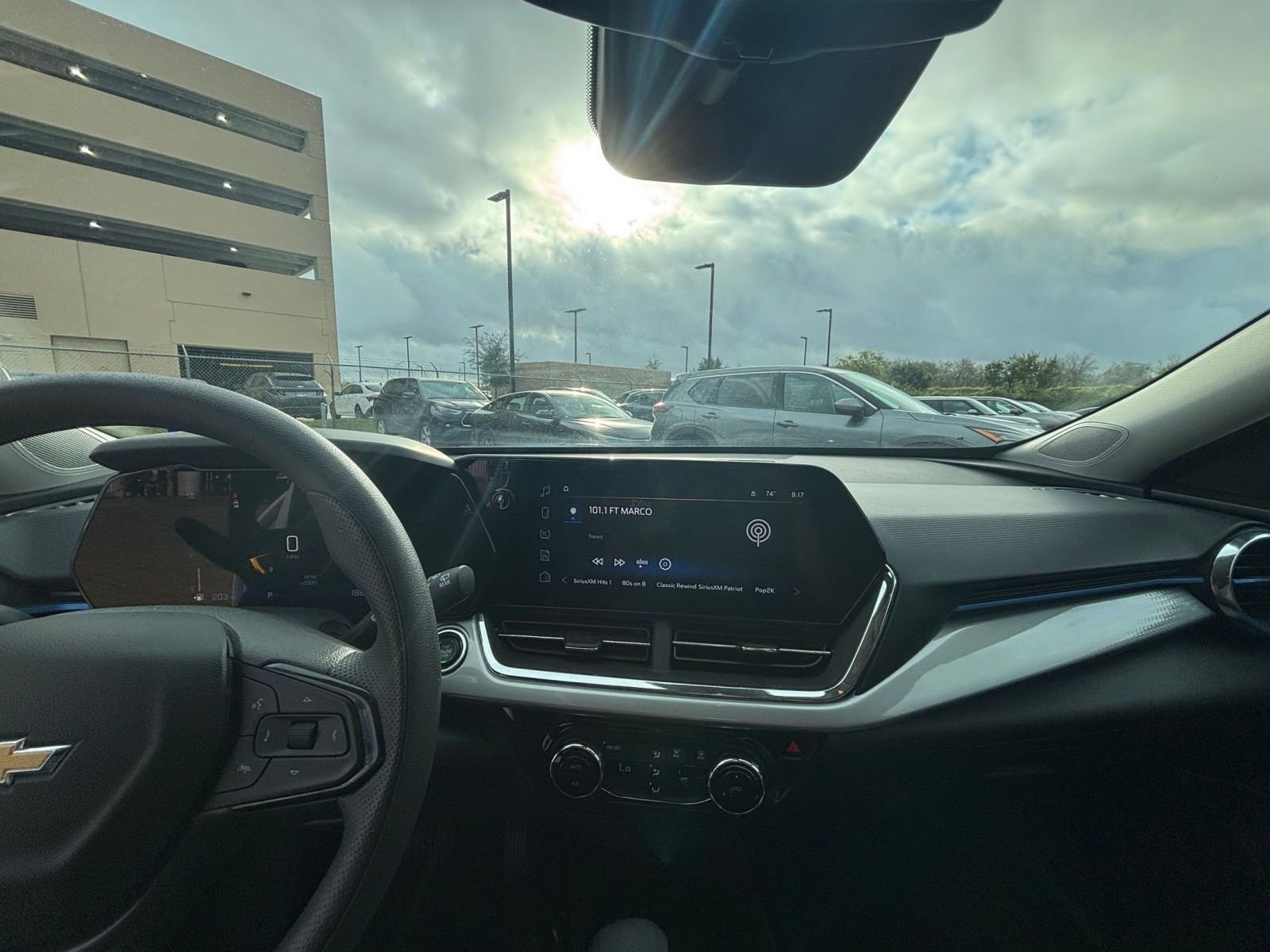 Thumbnail: 2025 Chevrolet Trax - 31