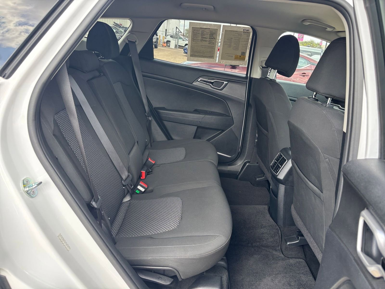 Thumbnail: 2025 Kia Sportage - 24