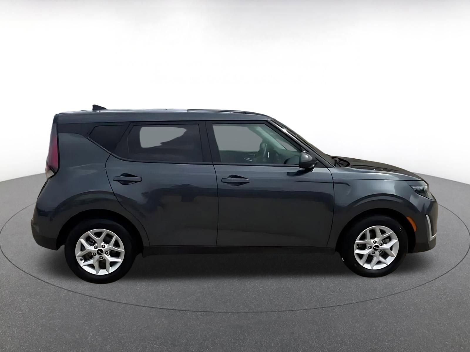 Thumbnail: 2025 Kia Soul - 16