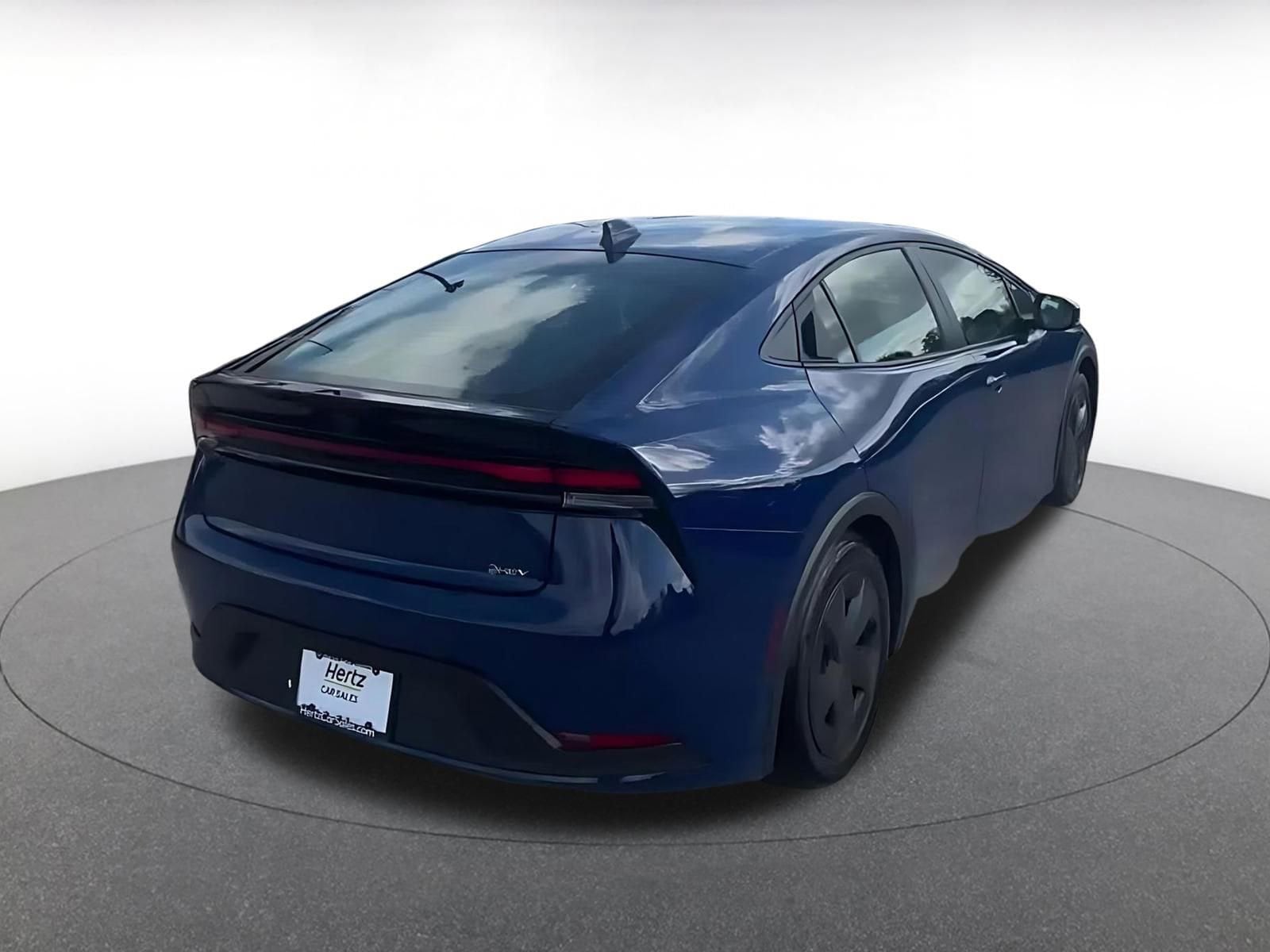 Thumbnail: 2025 Toyota Prius - 15