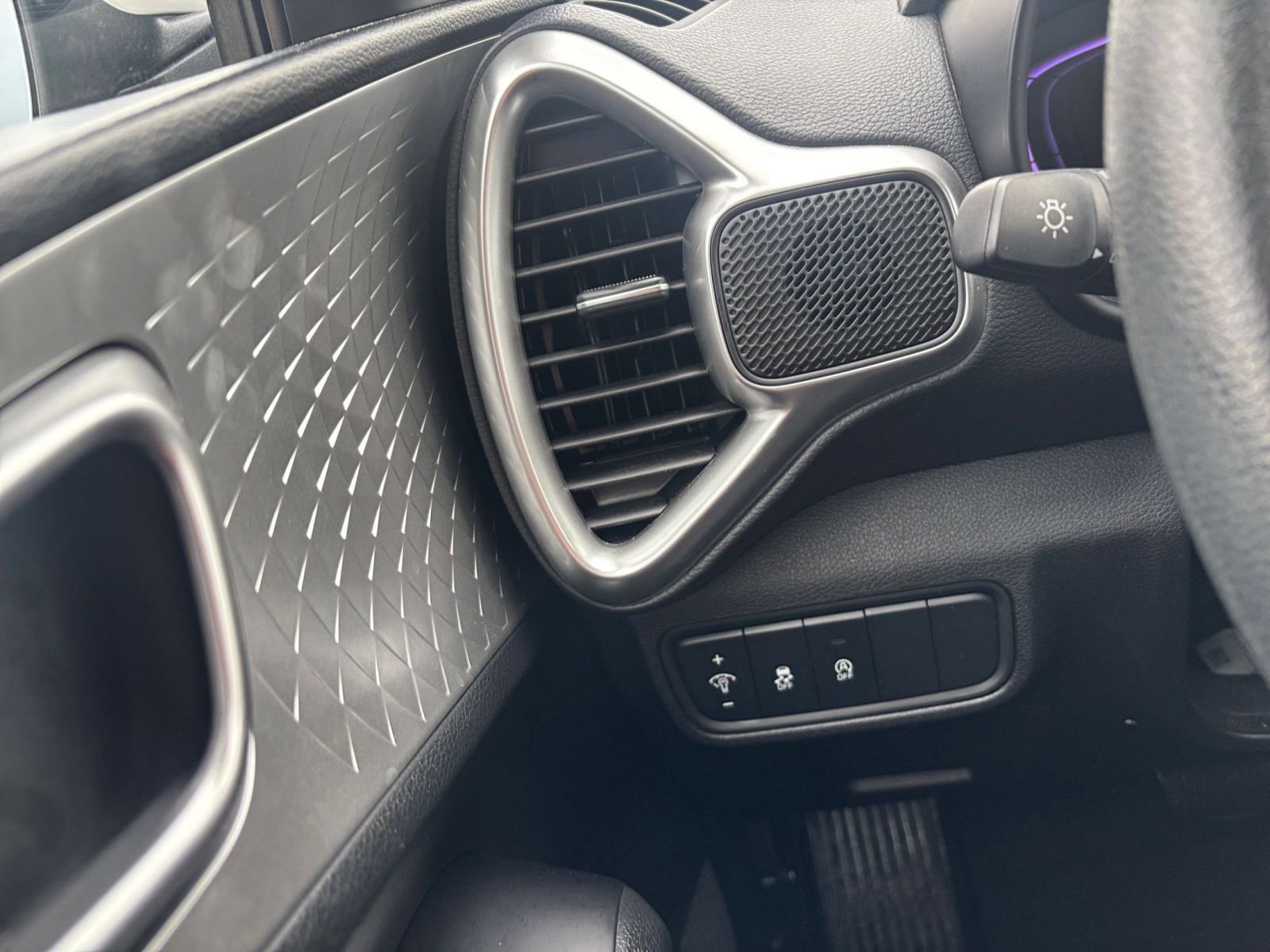 Thumbnail: 2025 Kia Soul - 32