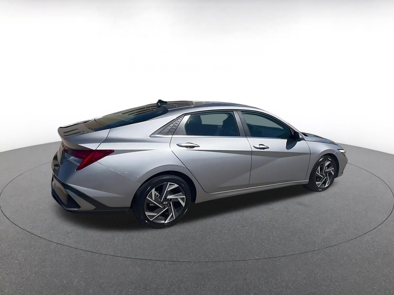 Thumbnail: 2025 Hyundai Elantra - 14