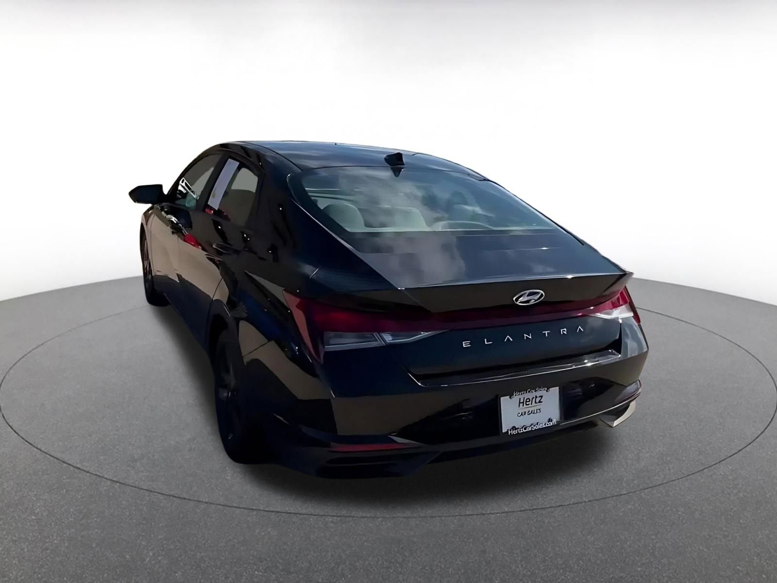 Thumbnail: 2023 Hyundai Elantra - 11