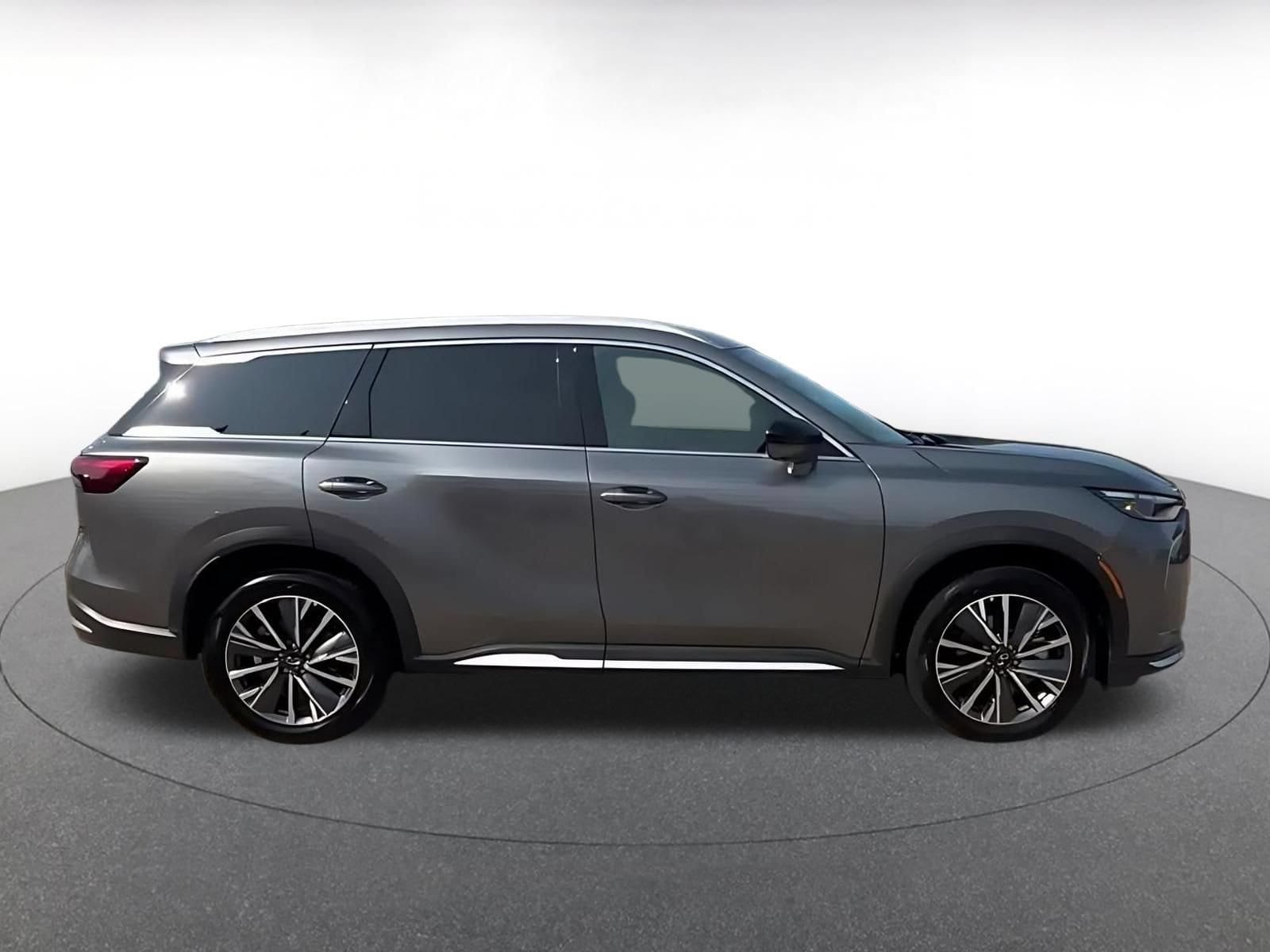Thumbnail: 2026 INFINITI QX60 - 16