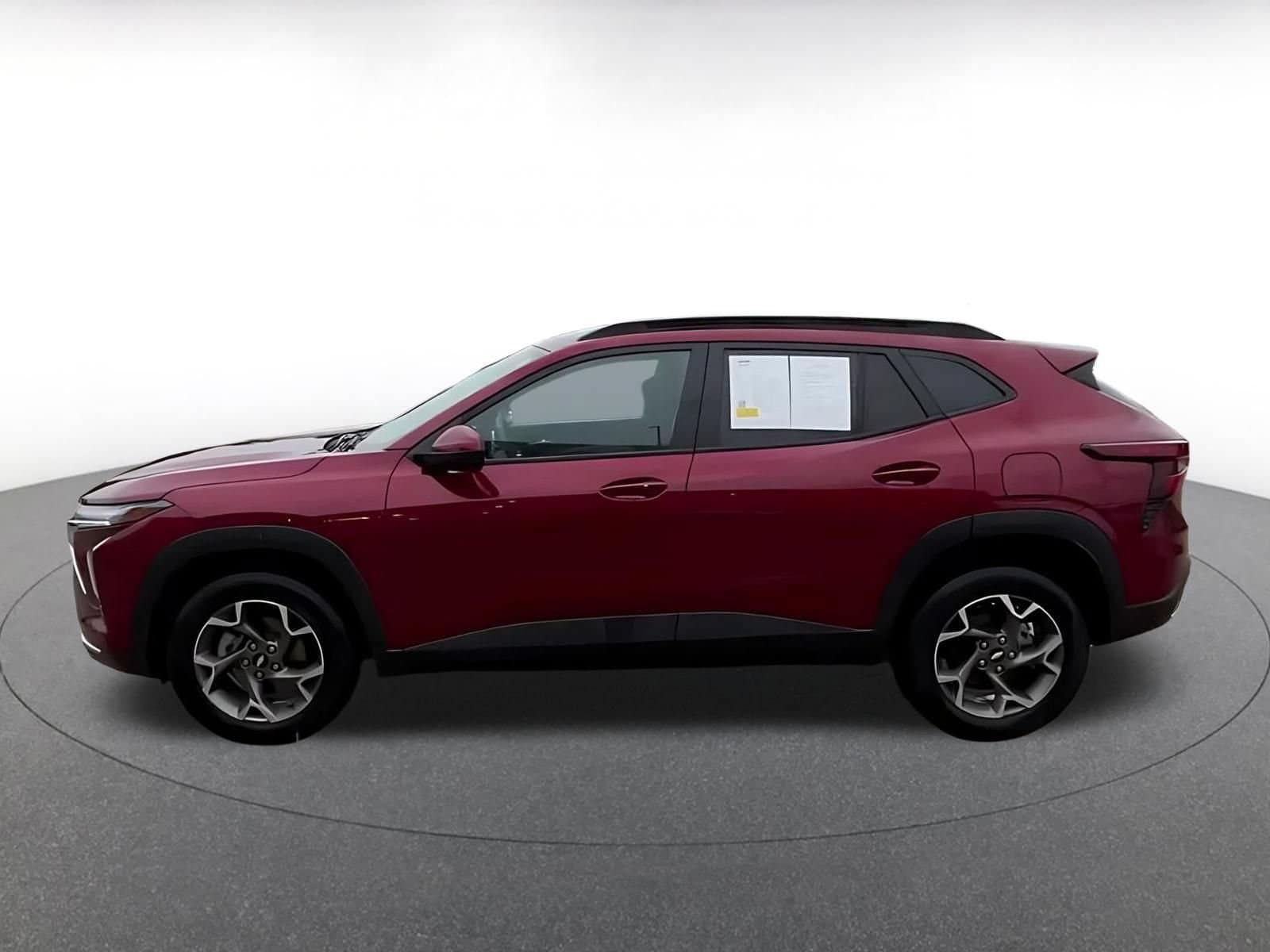 Thumbnail: 2025 Chevrolet Trax - 7