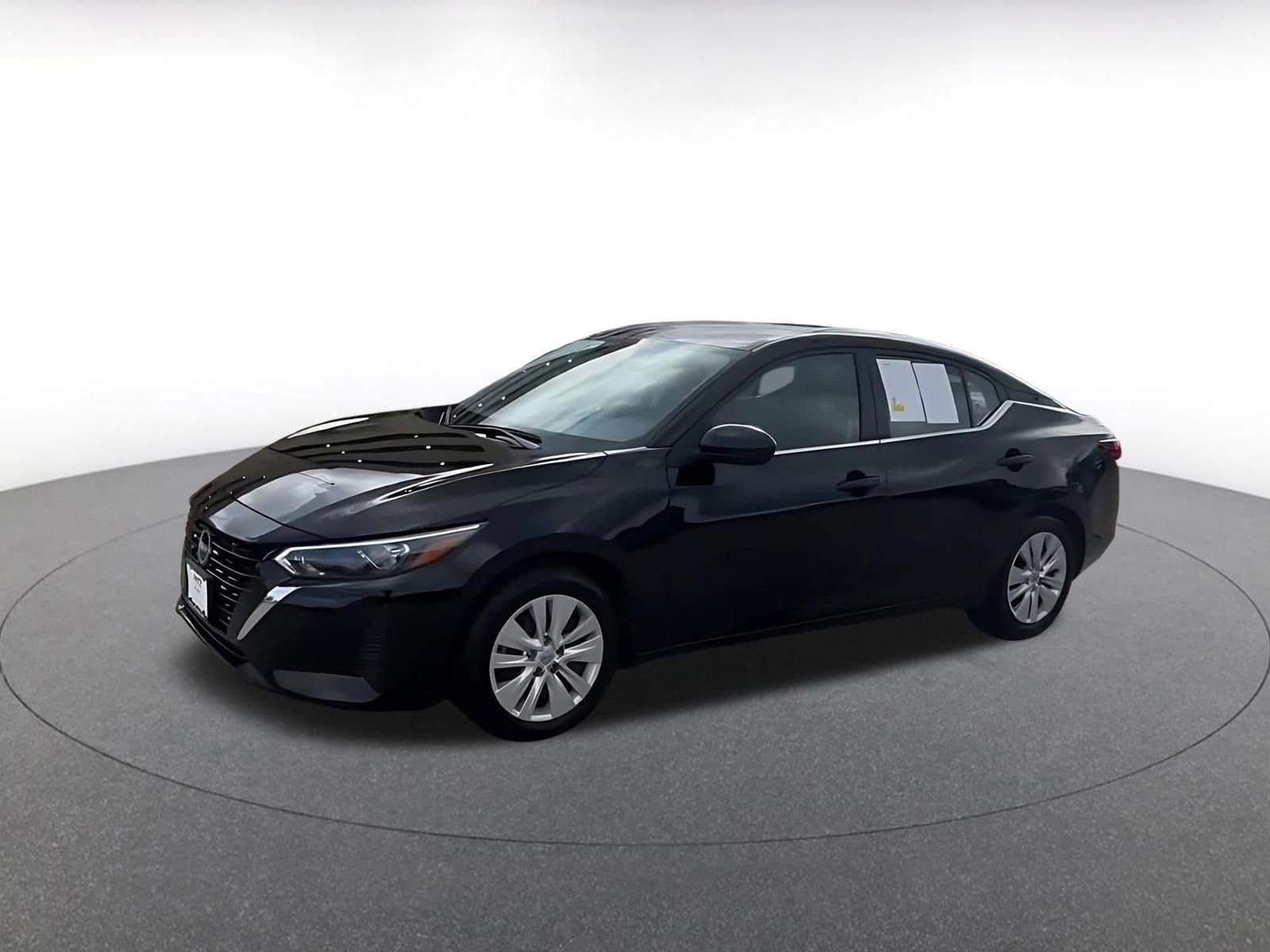 Thumbnail: 2025 Nissan Sentra - 8