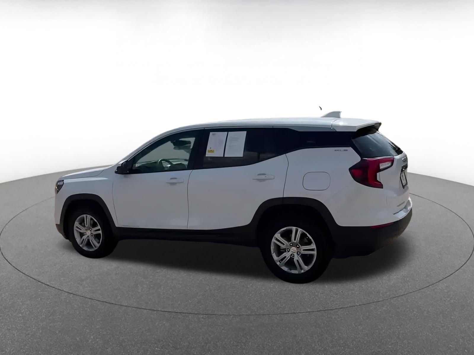 Thumbnail: 2024 GMC Terrain - 10