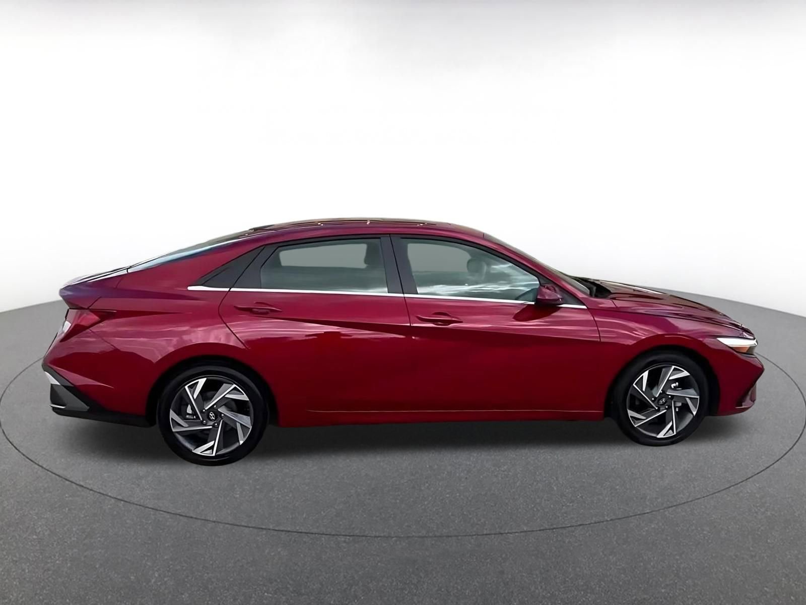 Thumbnail: 2025 Hyundai Elantra - 16