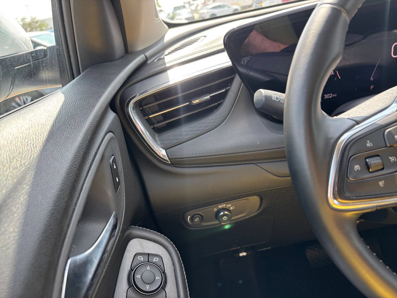 Thumbnail: 2025 Buick Encore GX - 33