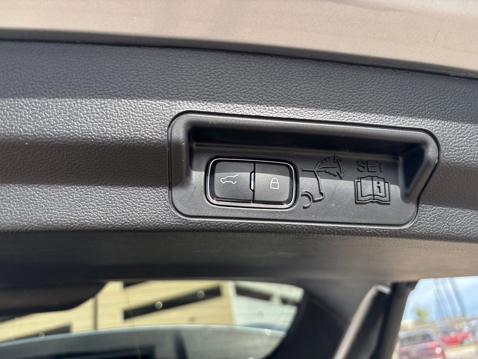 Thumbnail: 2023 Ford Explorer - 24