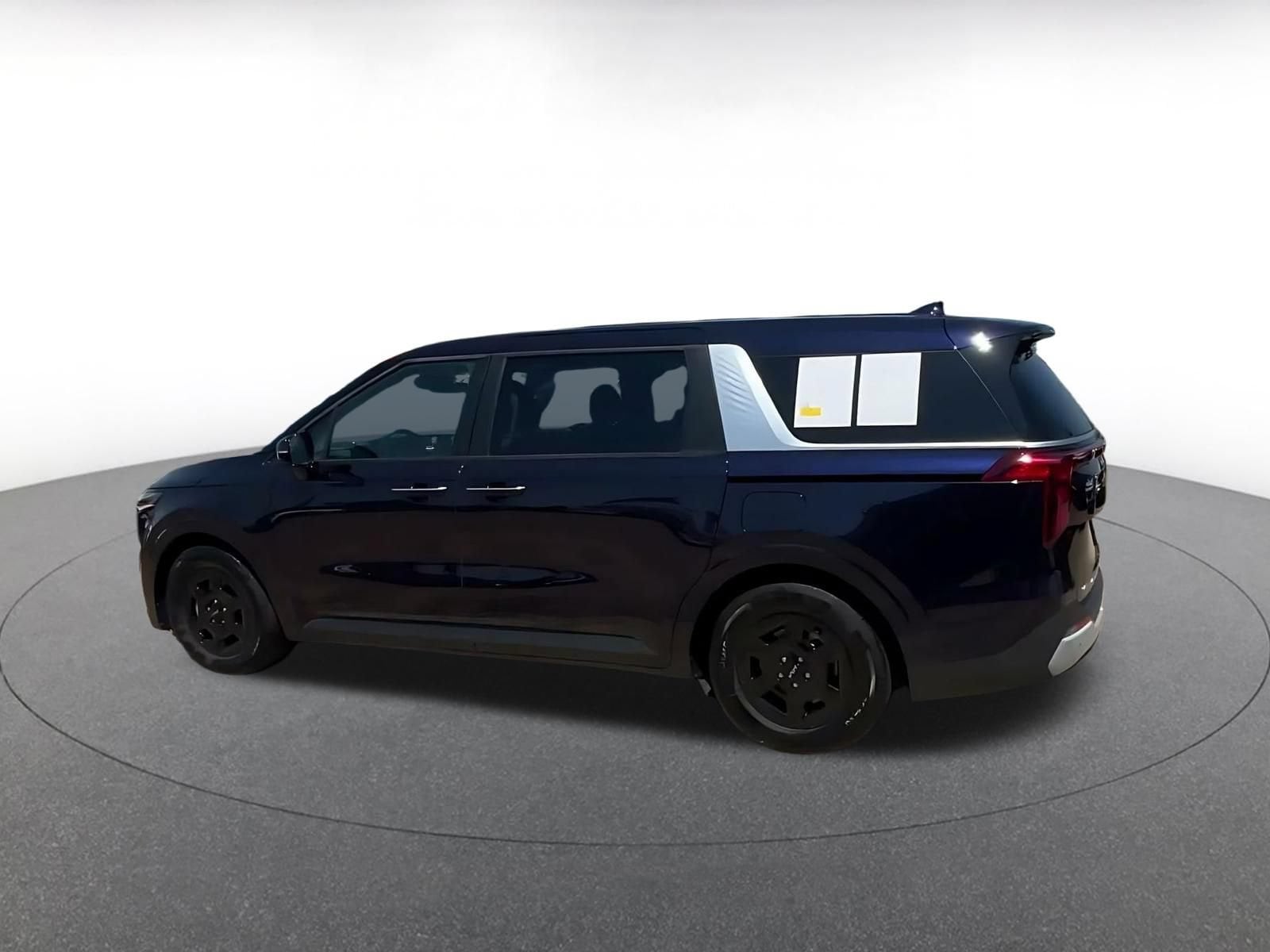 Thumbnail: 2026 Kia Carnival - 9
