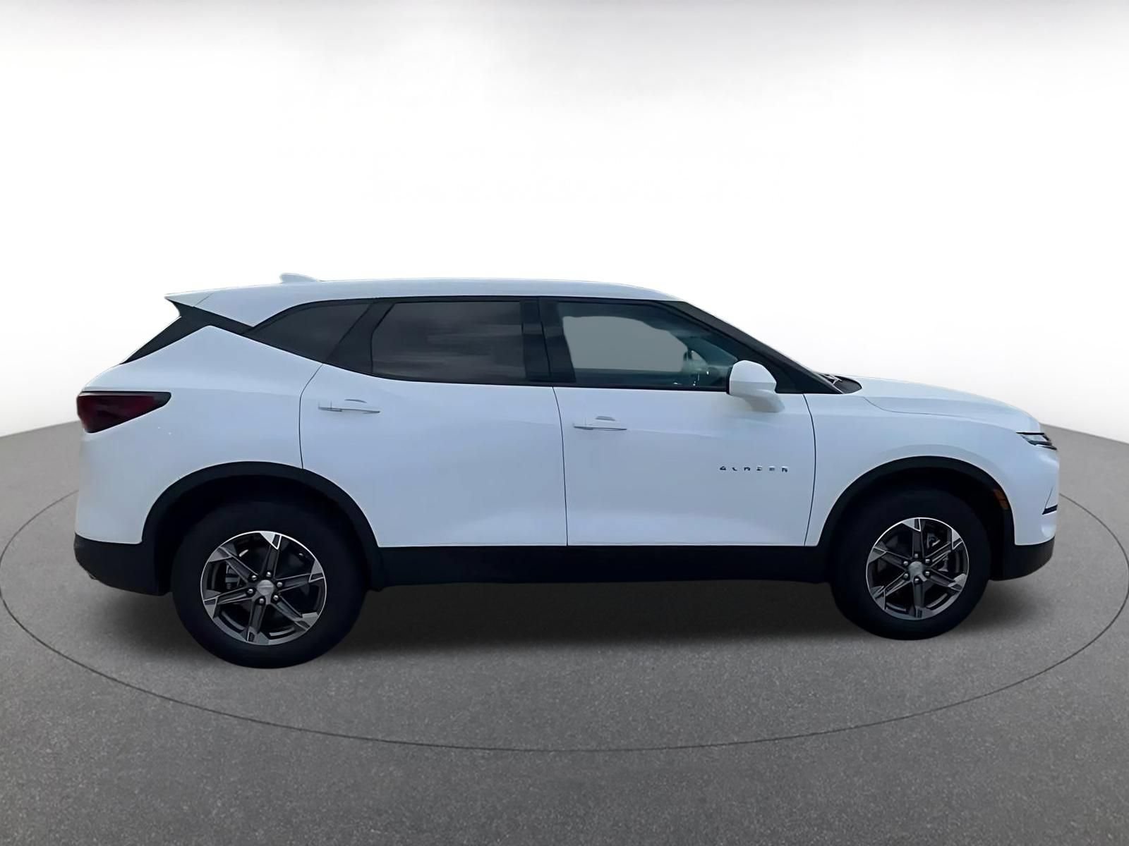 Thumbnail: 2026 Chevrolet Blazer - 15