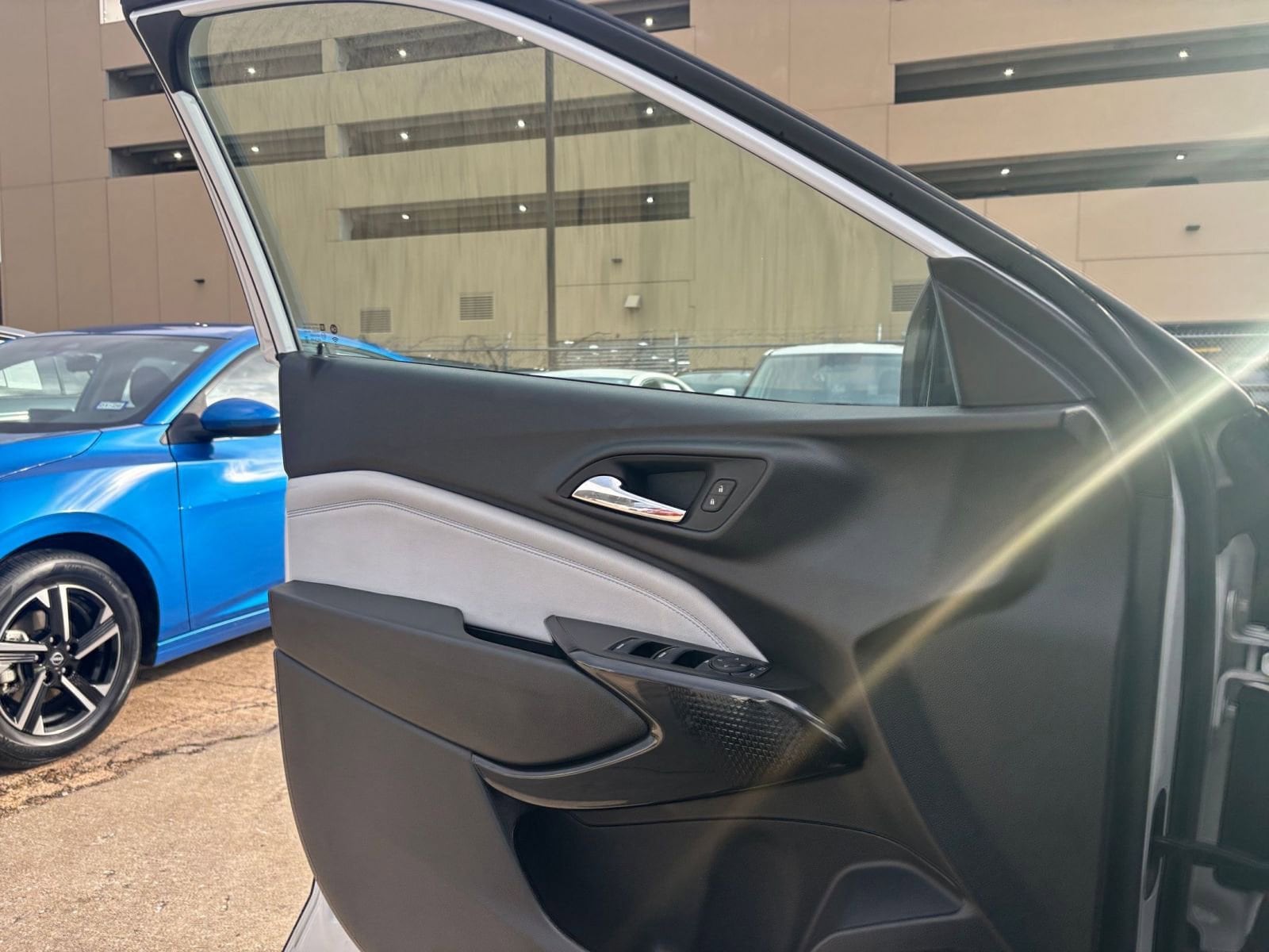 Thumbnail: 2025 Chevrolet Trax - 20