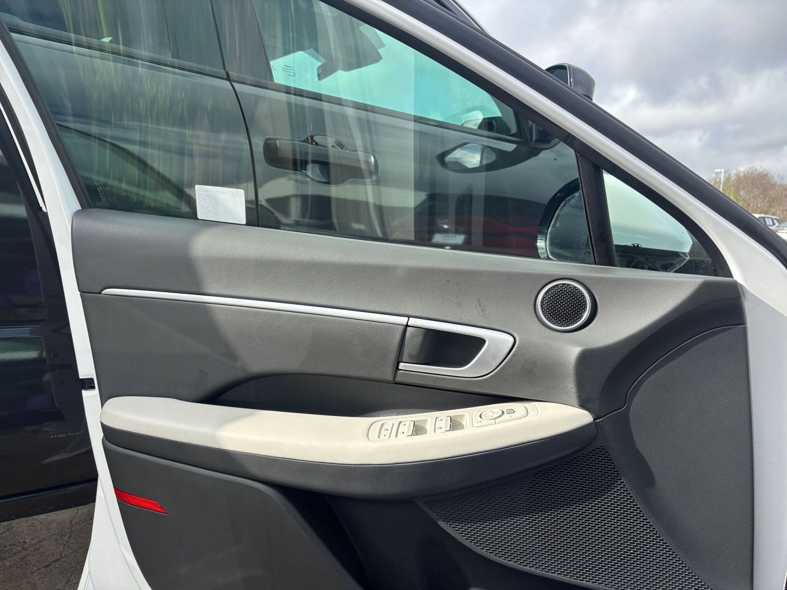 Thumbnail: 2025 Hyundai Sonata - 18