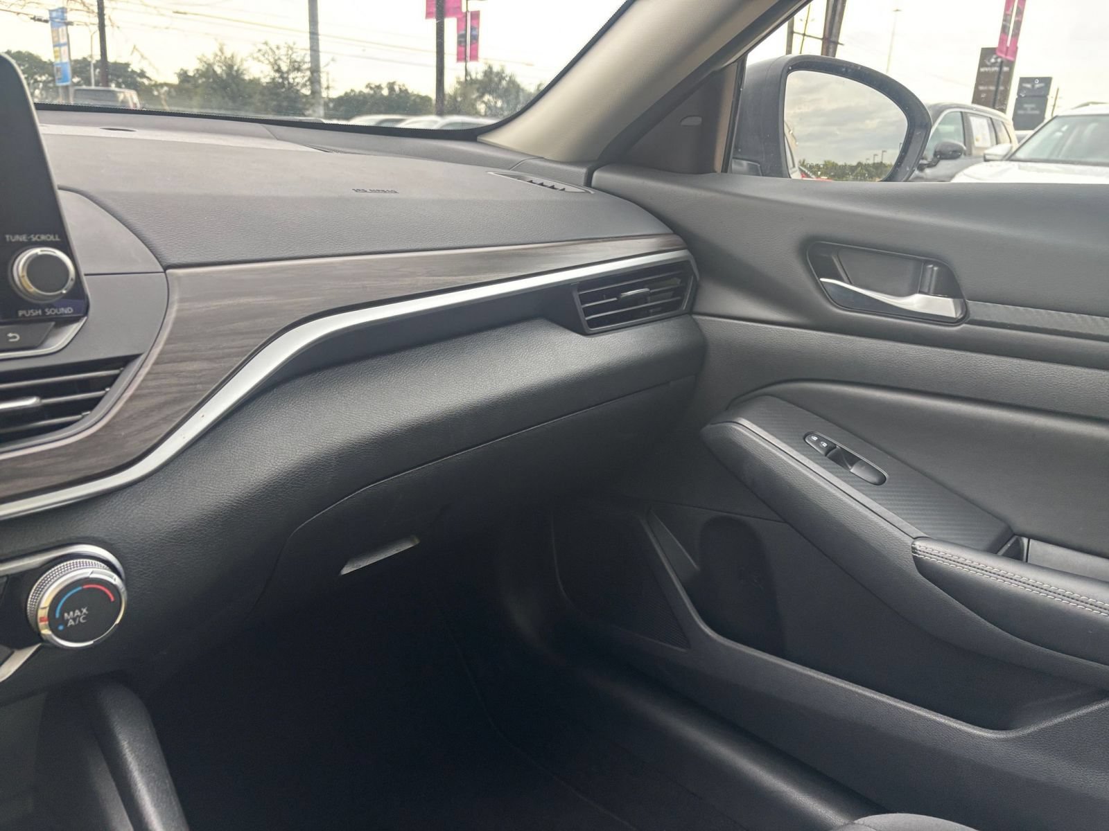 Thumbnail: 2025 Nissan Altima - 34