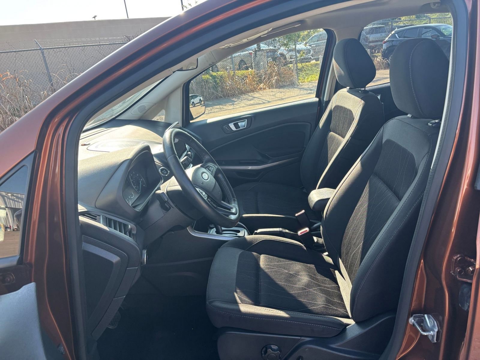 Thumbnail: 2019 Ford EcoSport - 25