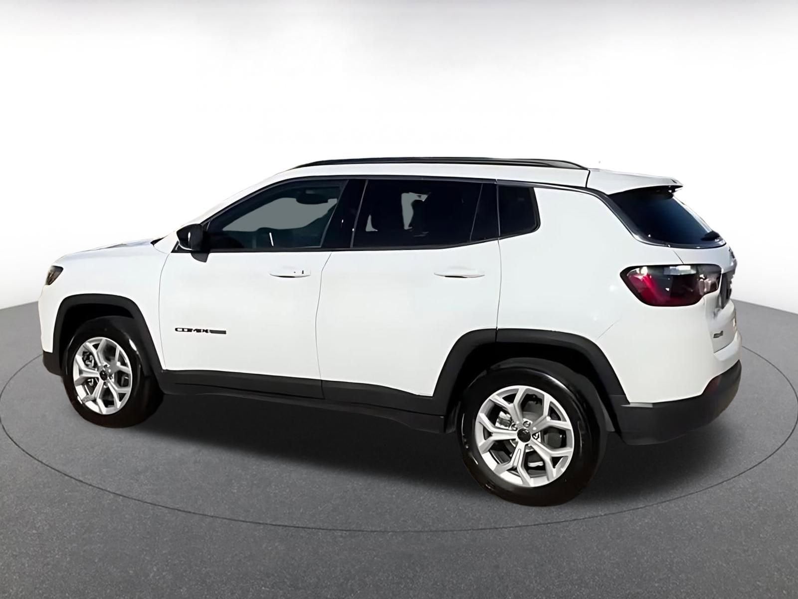 Thumbnail: 2025 Jeep Compass - 10