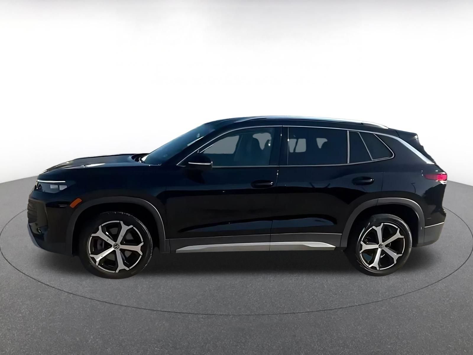Thumbnail: 2026 Volkswagen Tiguan - 8