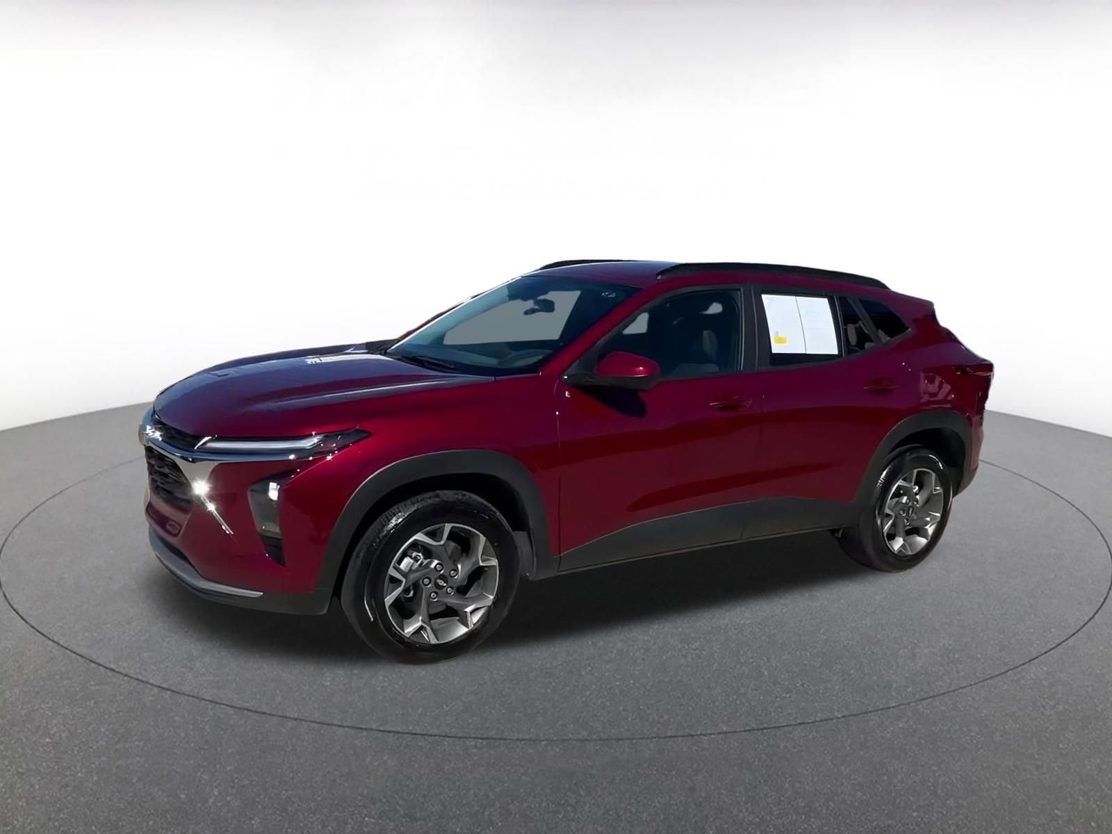 Thumbnail: 2025 Chevrolet Trax - 4