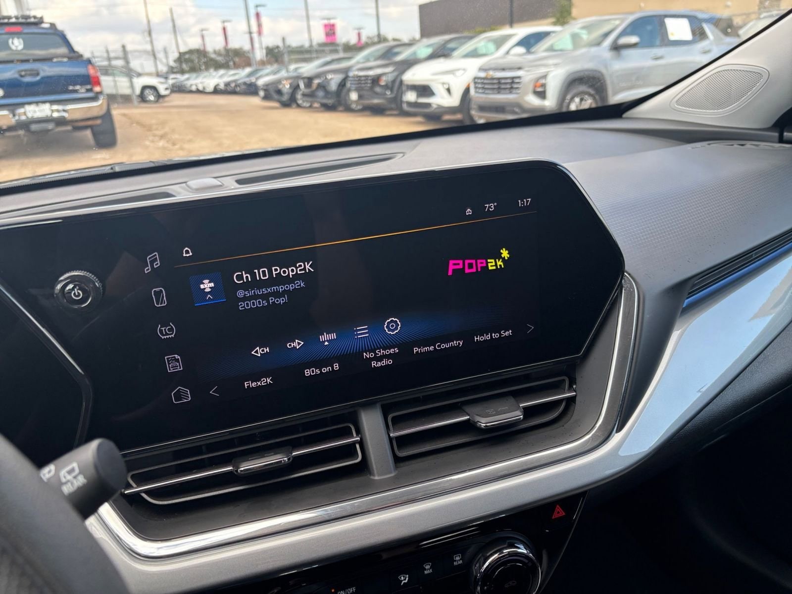 Thumbnail: 2025 Chevrolet Trax - 21