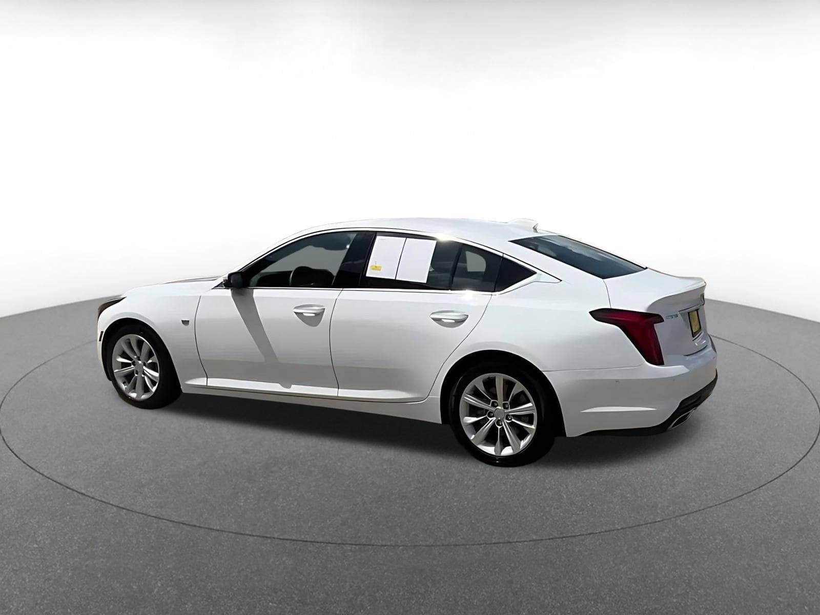 Thumbnail: 2026 Cadillac CT5 - 10