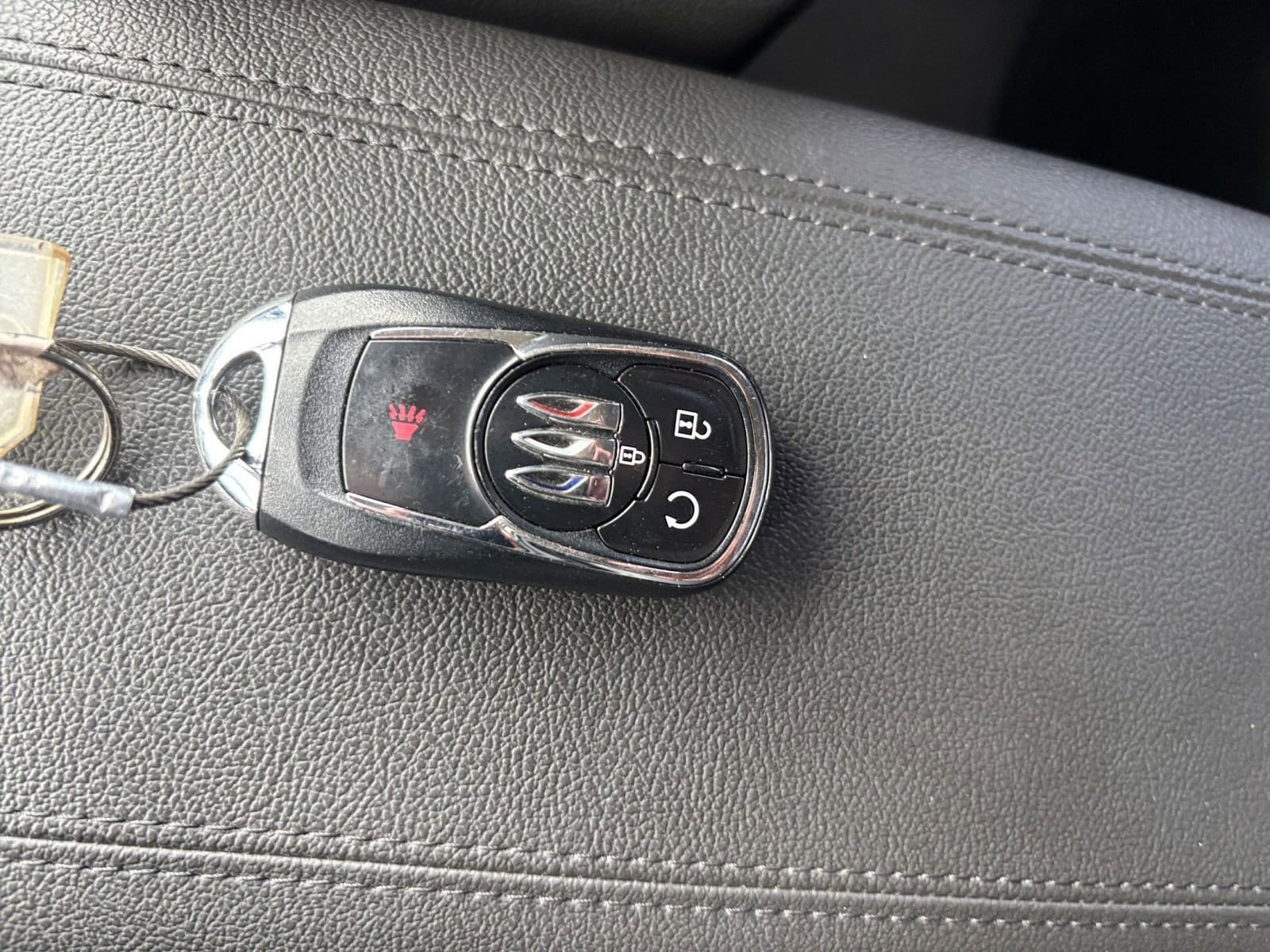 Thumbnail: 2025 Buick Encore GX - 21