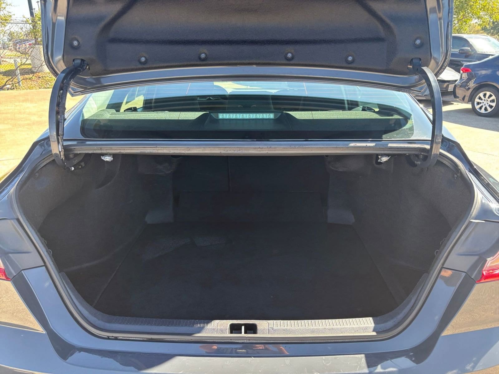 Thumbnail: 2025 Toyota Camry - 30