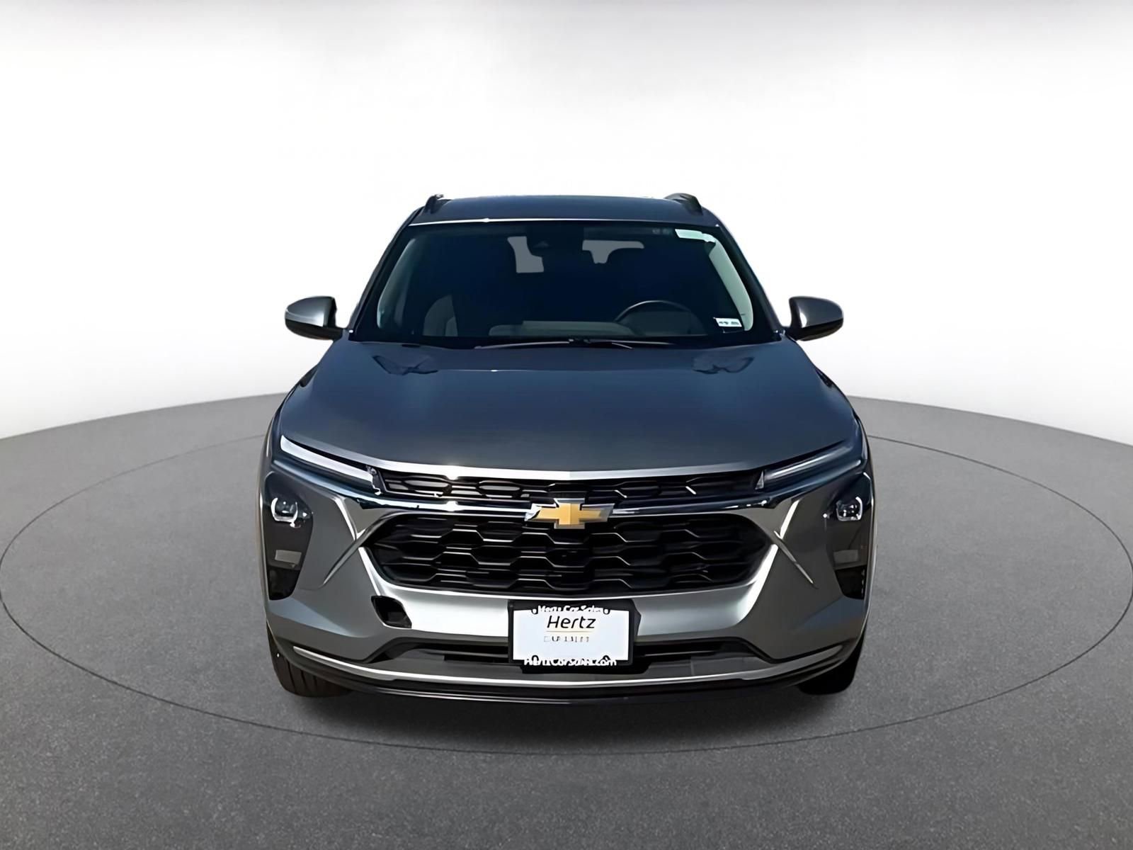 Thumbnail: 2025 Chevrolet Trax - 4