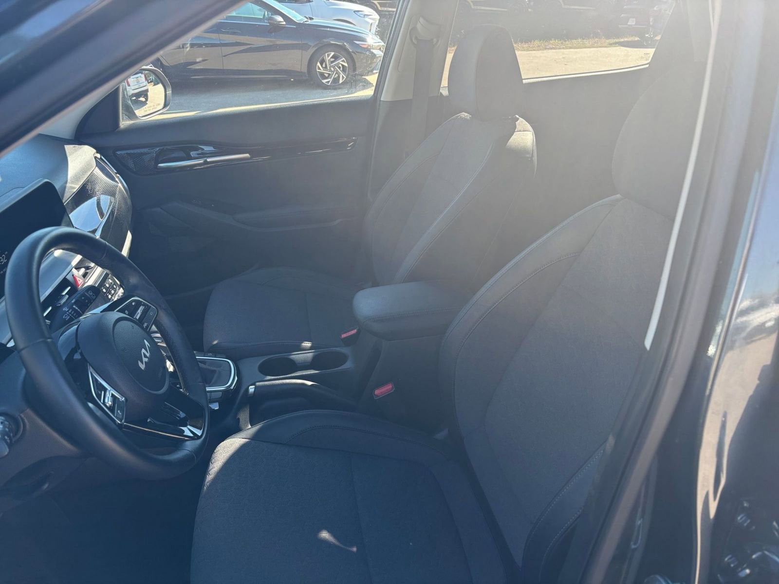 Thumbnail: 2025 Kia Seltos - 34