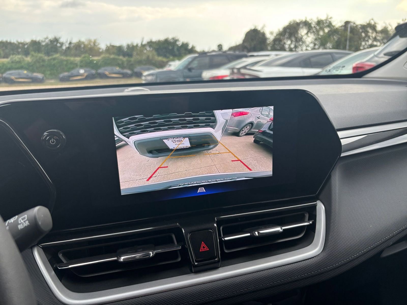 Thumbnail: 2025 Chevrolet TrailBlazer - 17