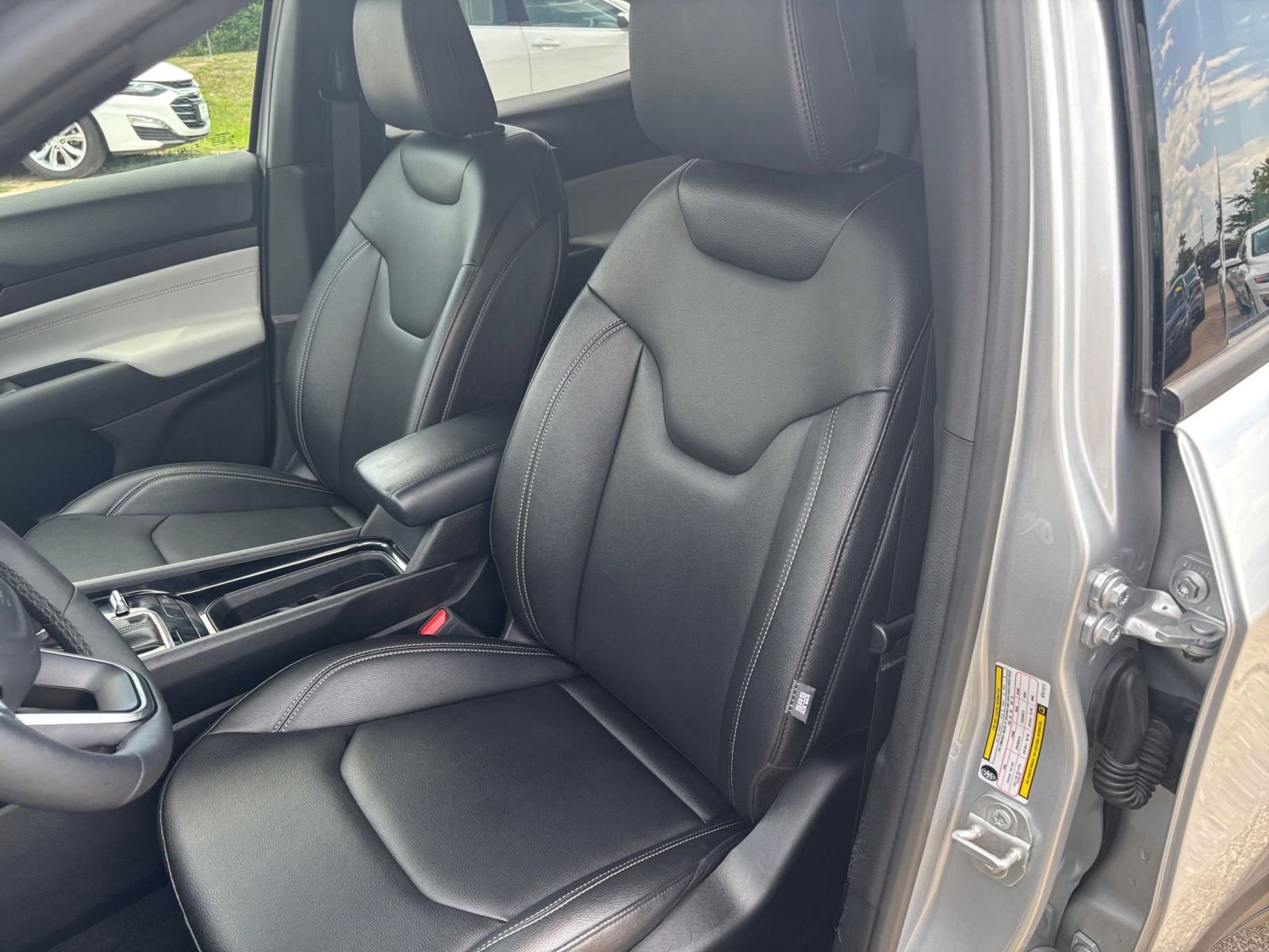 2025 Jeep Compass Limited 31