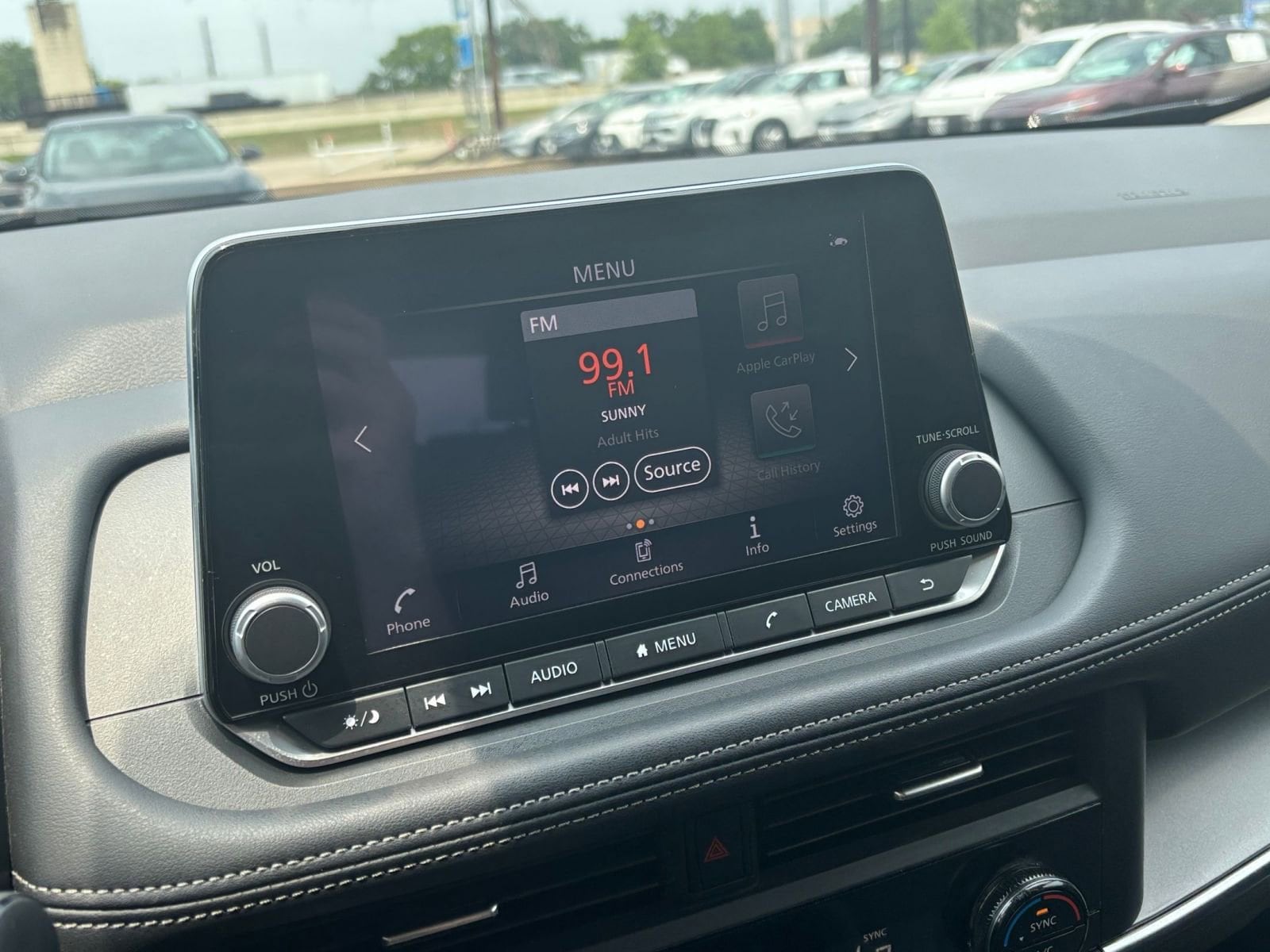 2024 Nissan Rogue SV 17