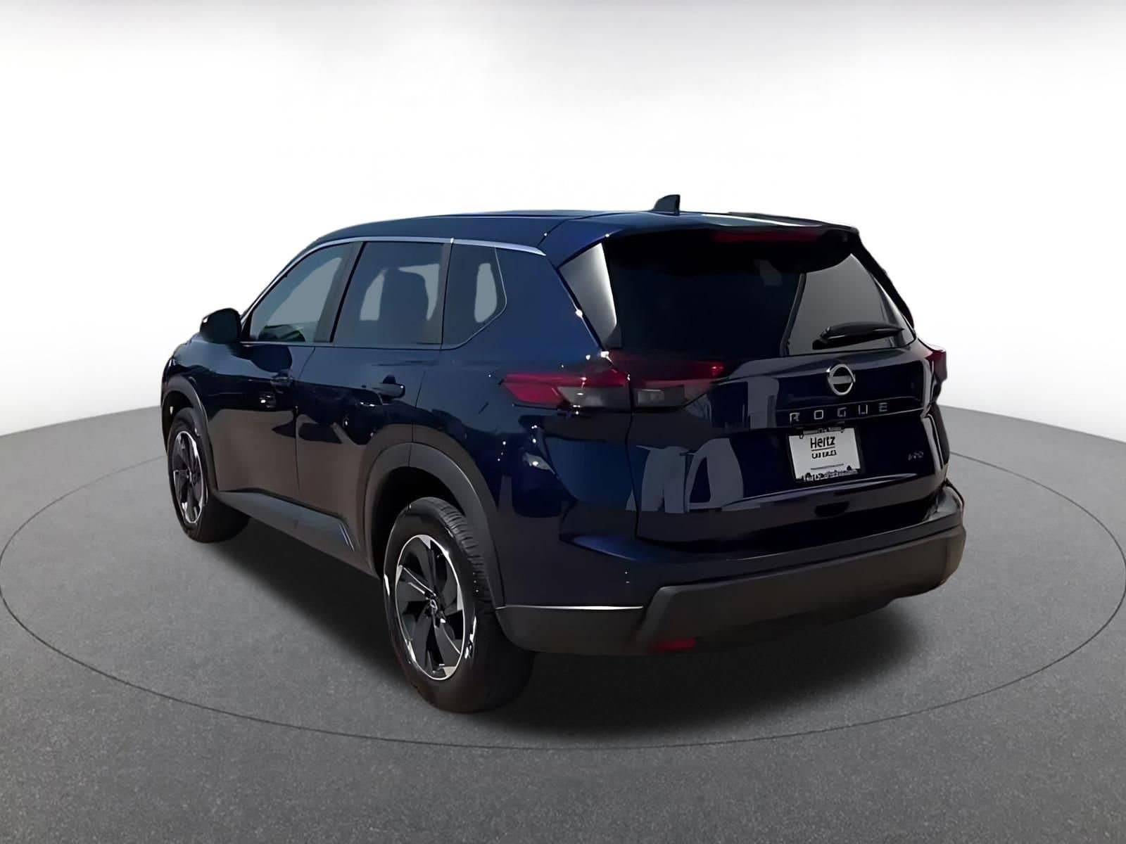 Thumbnail: 2025 Nissan Rogue - 10