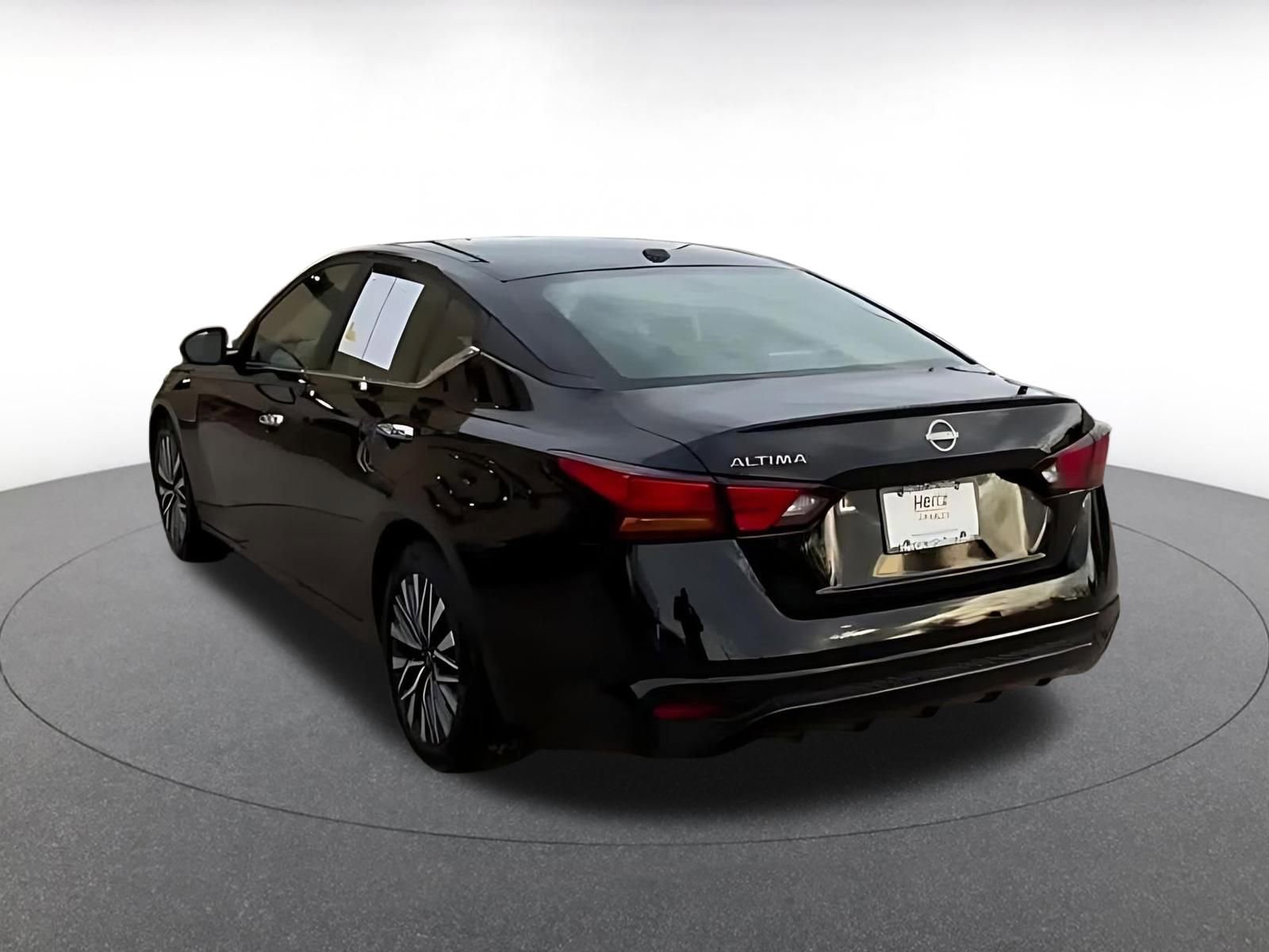 Thumbnail: 2025 Nissan Altima - 11