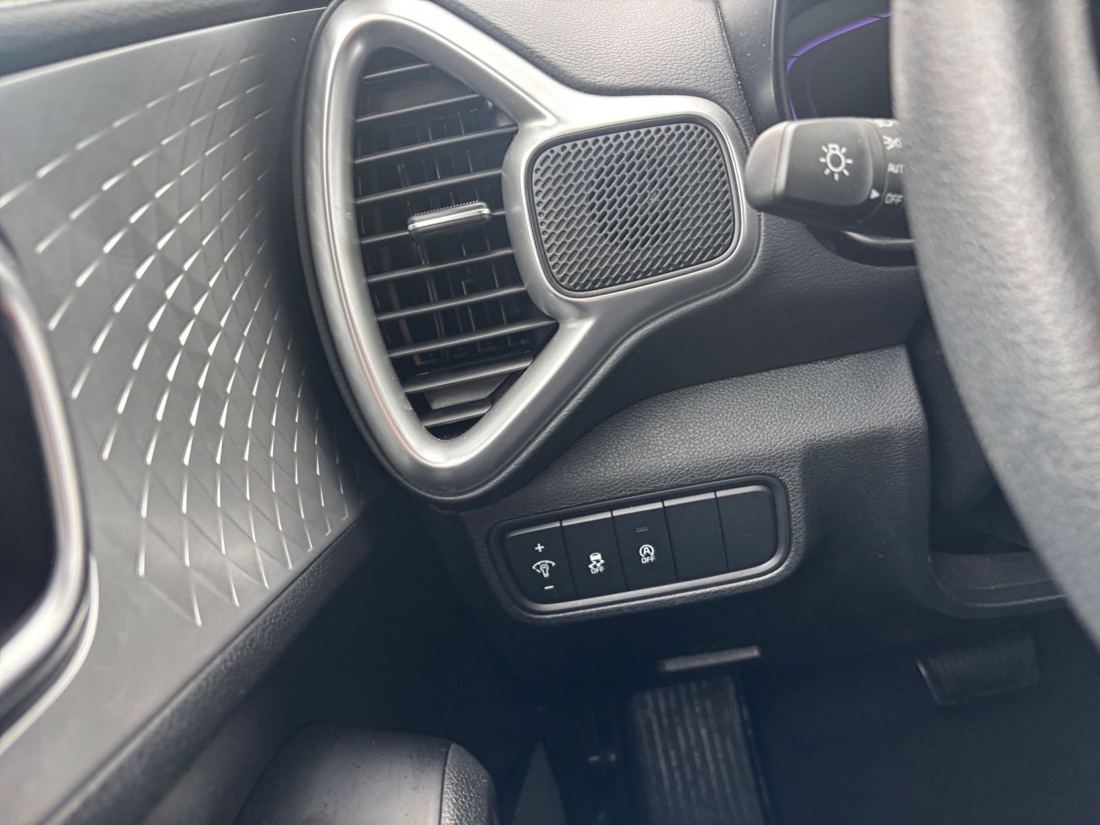 Thumbnail: 2025 Kia Soul - 32
