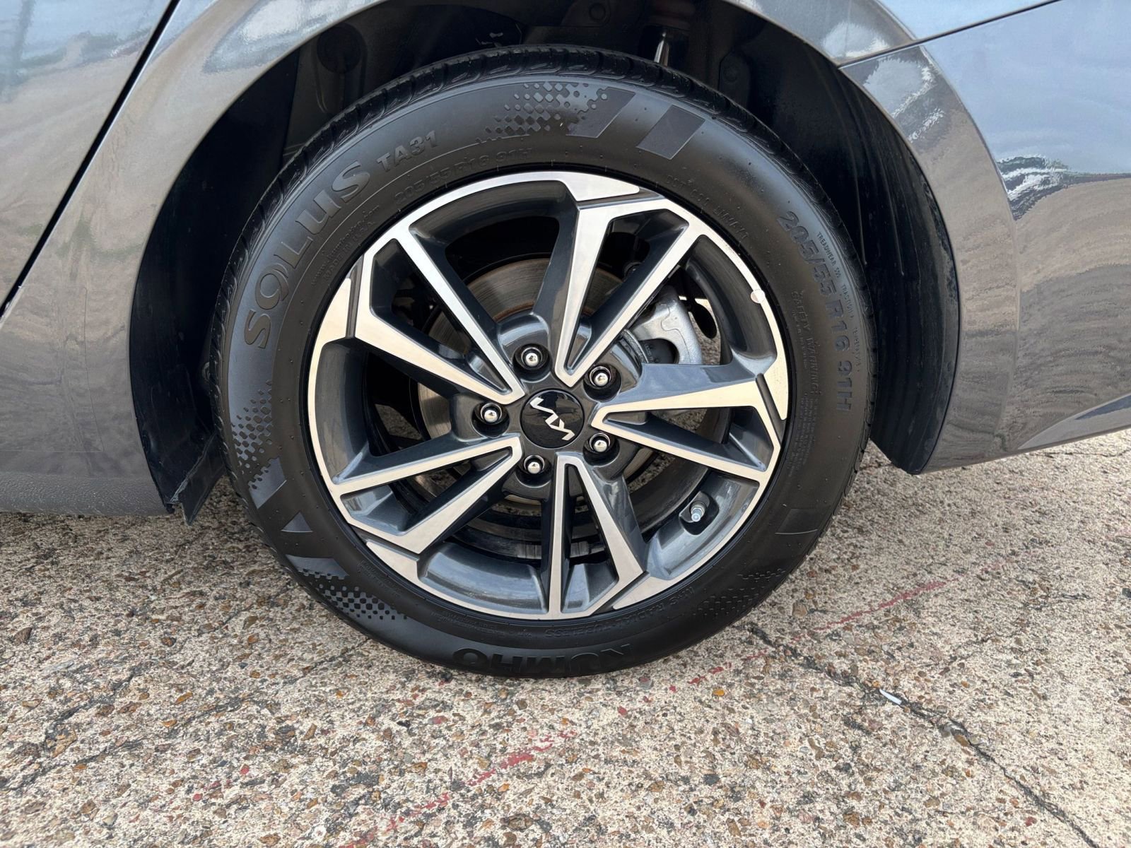 2024 Kia Forte LXS 23